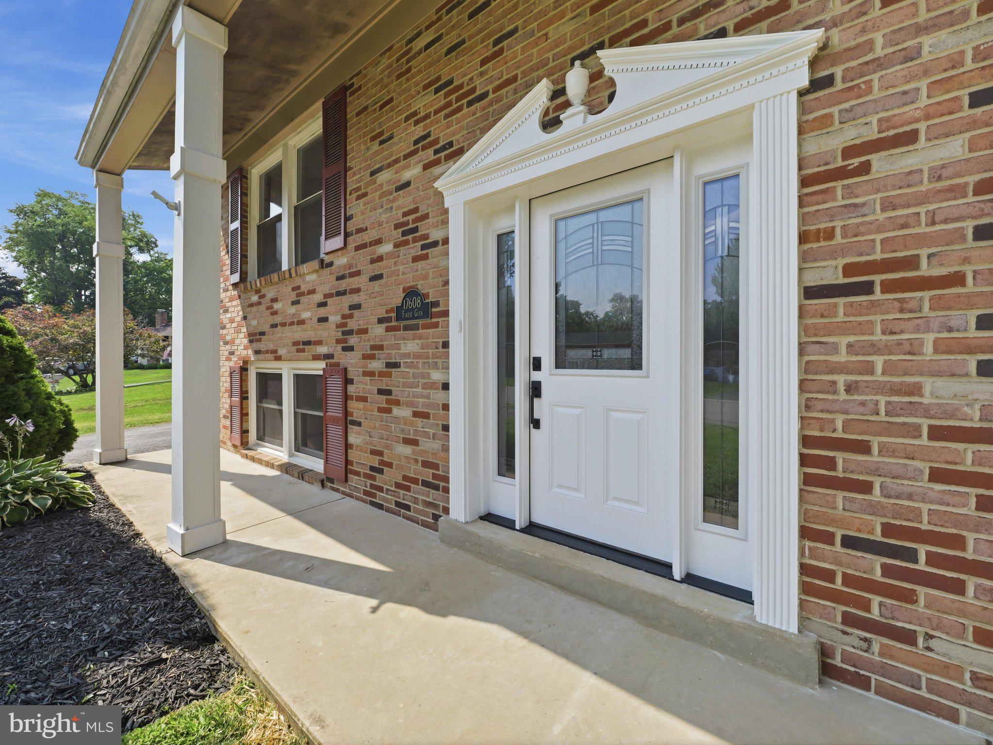 17608 FOREST GLEN CIRCLE