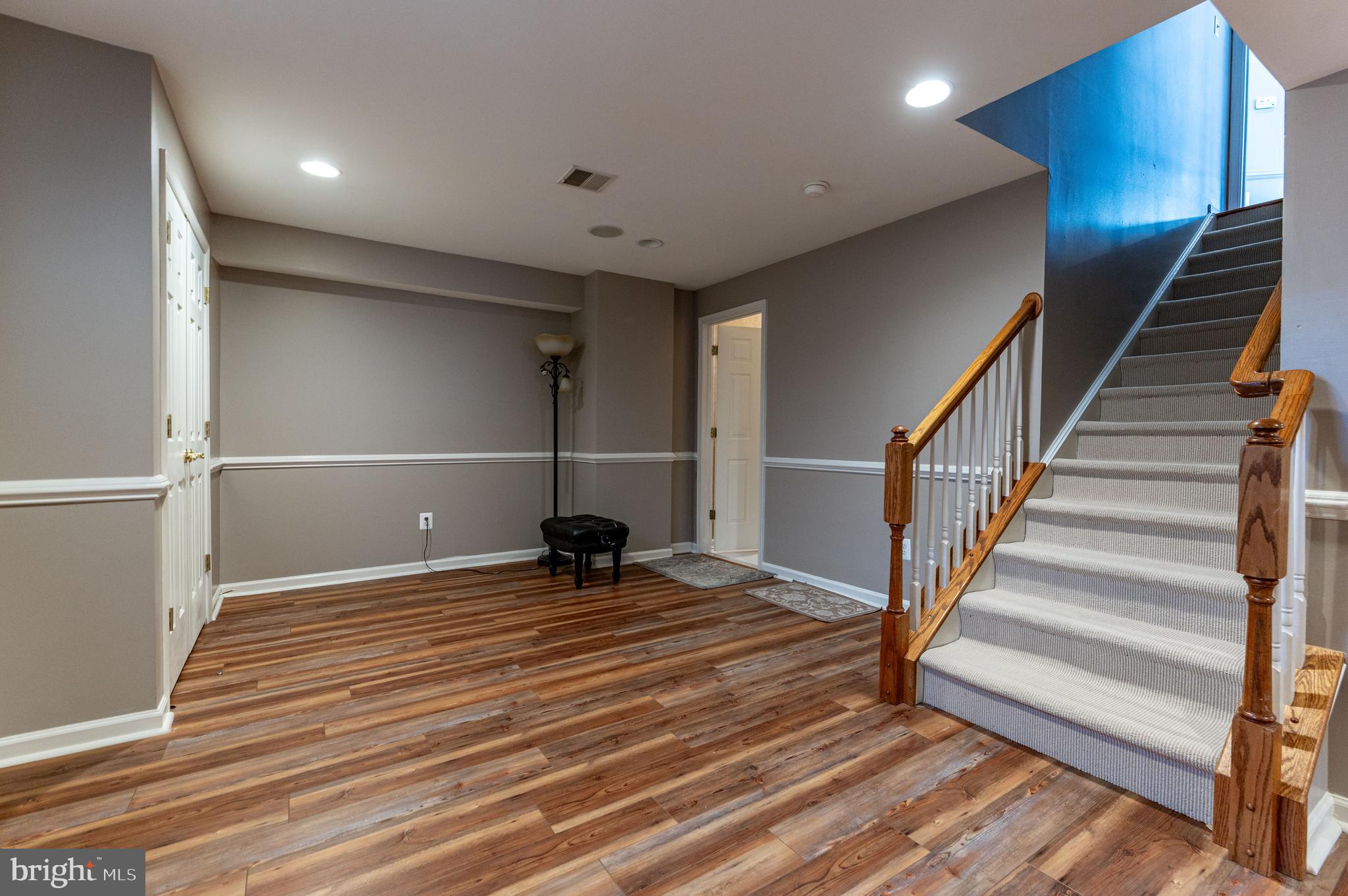 FOX RUN ESTATES - Residential