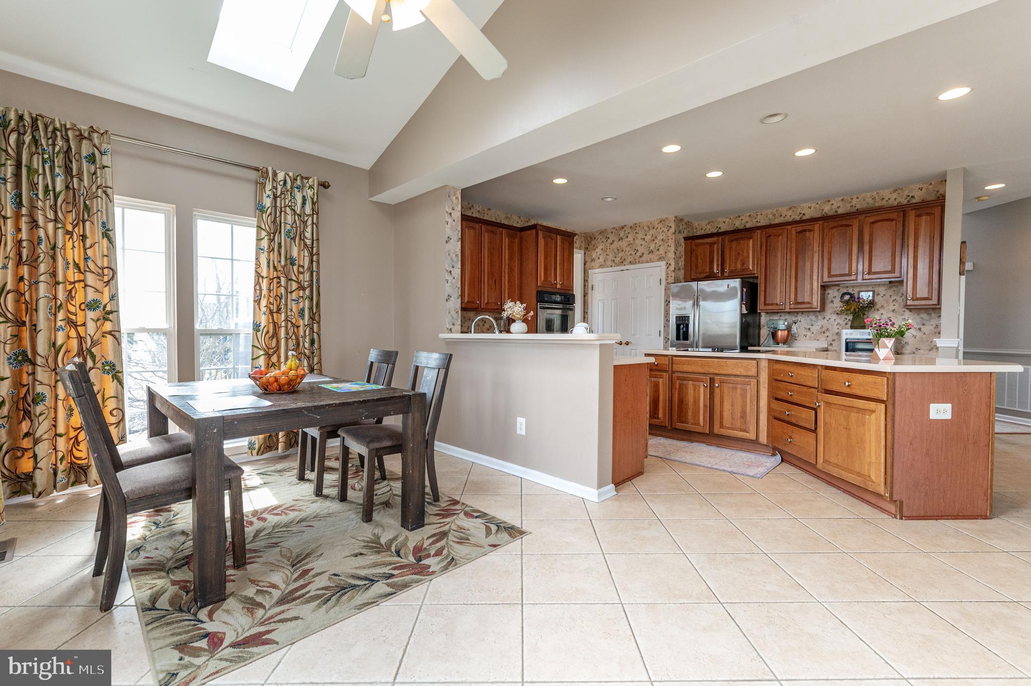 FOX RUN ESTATES - Residential