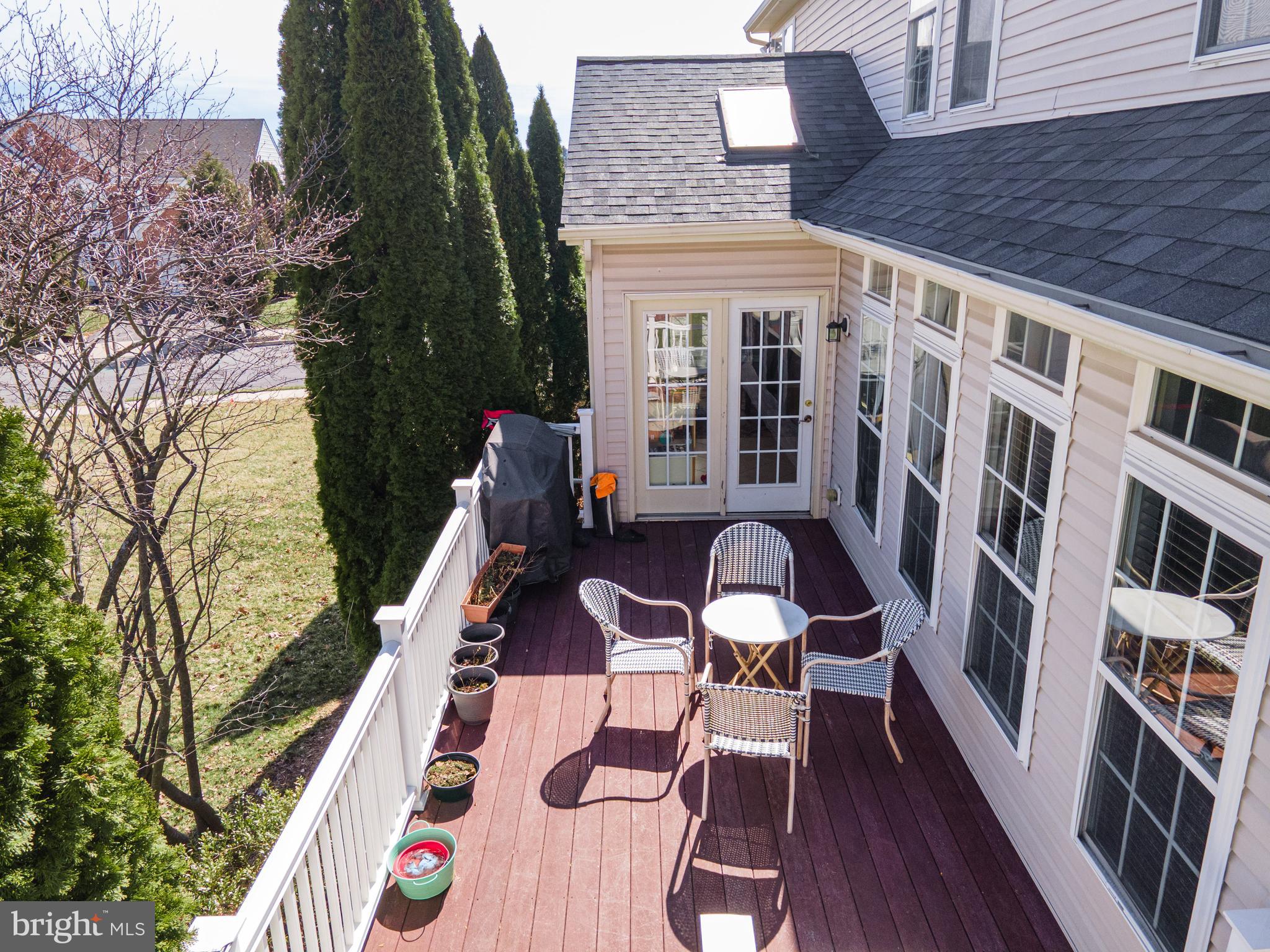 FOX RUN ESTATES - Residential