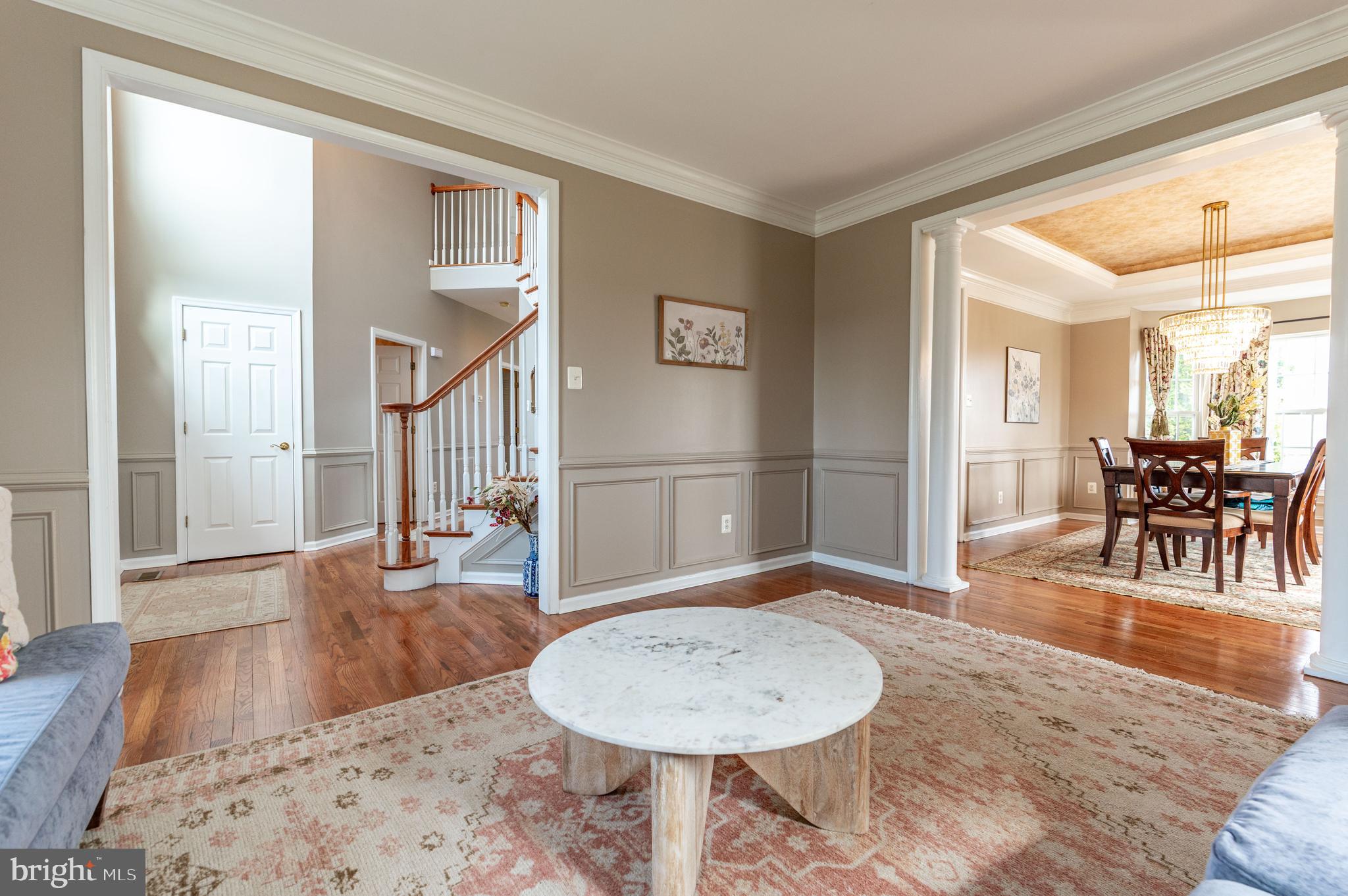 FOX RUN ESTATES - Residential