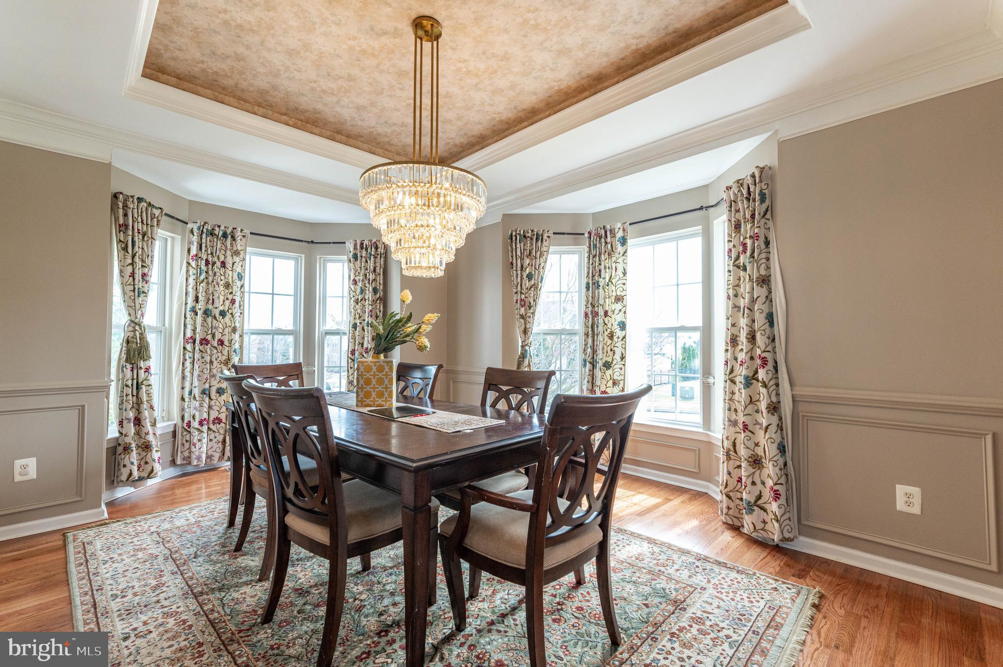 FOX RUN ESTATES - Residential