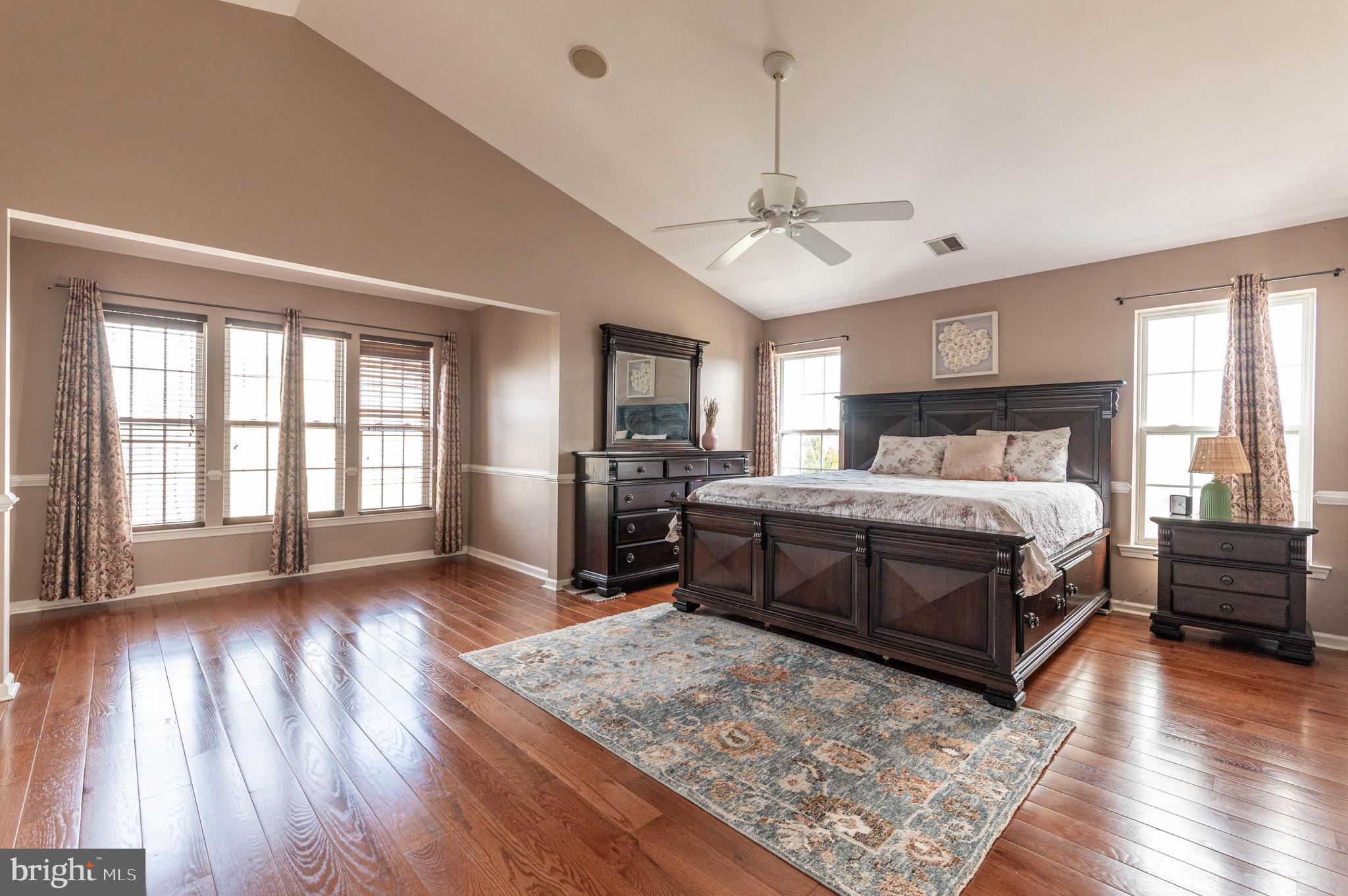 FOX RUN ESTATES - Residential