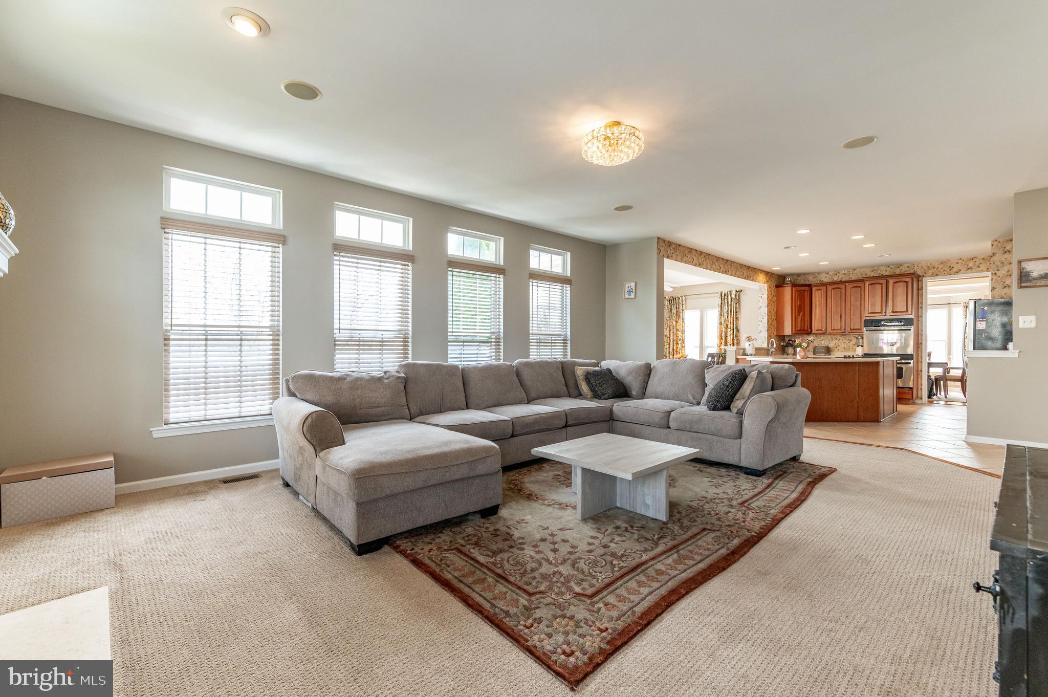 FOX RUN ESTATES - Residential