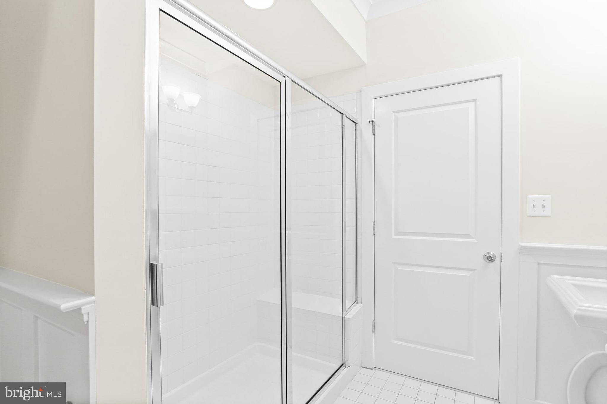 LOMBARD COURT - Residential