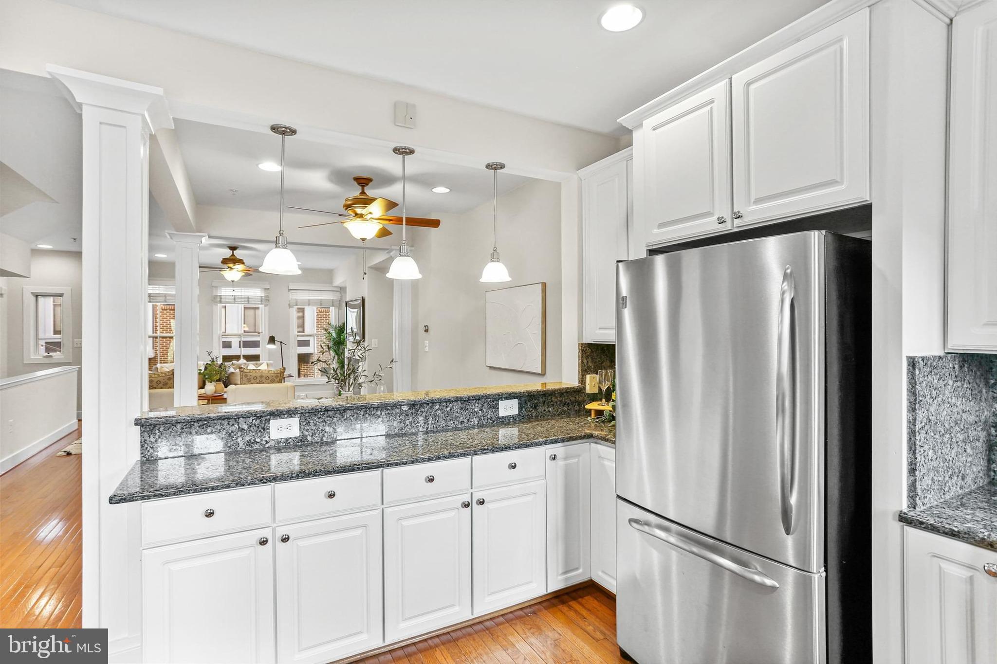 LOMBARD COURT - Residential