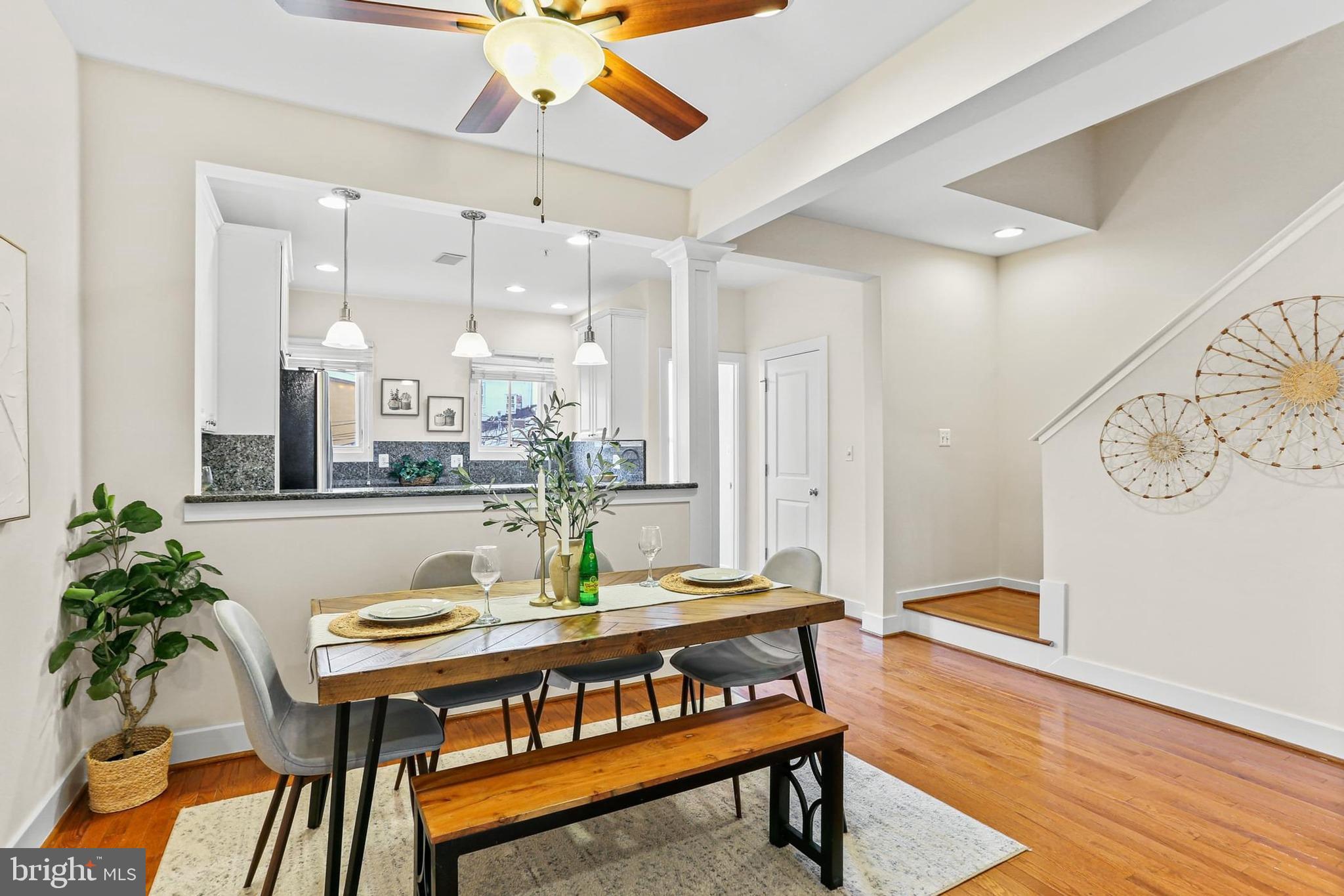 LOMBARD COURT - Residential