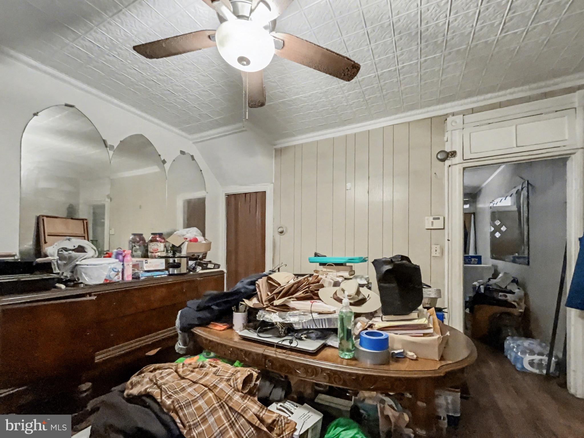 2717 PRESBURY STREET