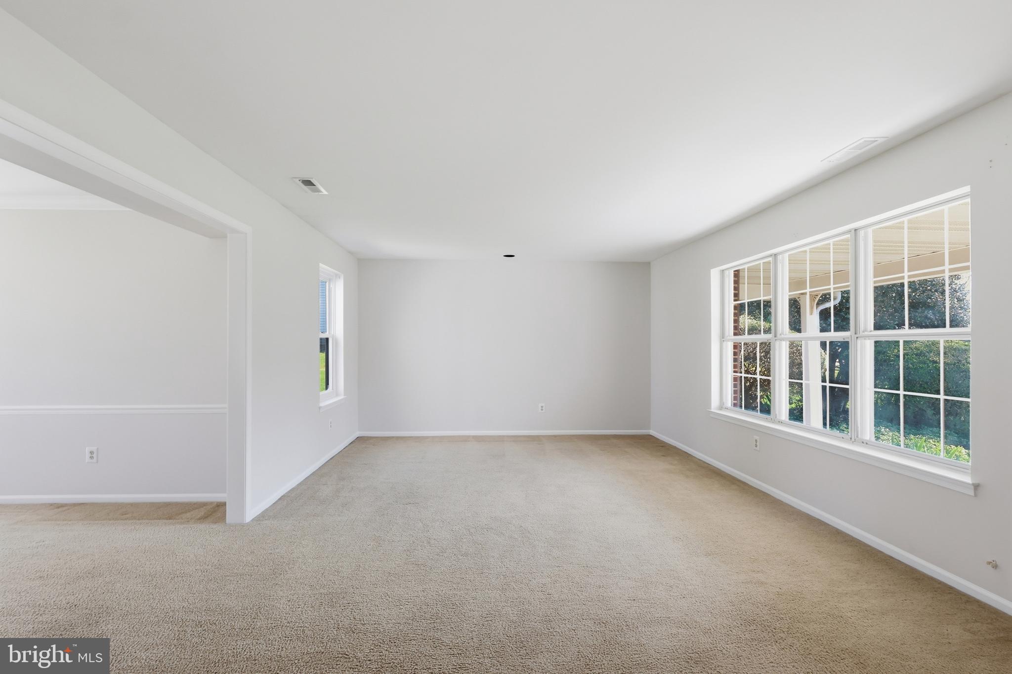 YARDLEY MDWS - Residential