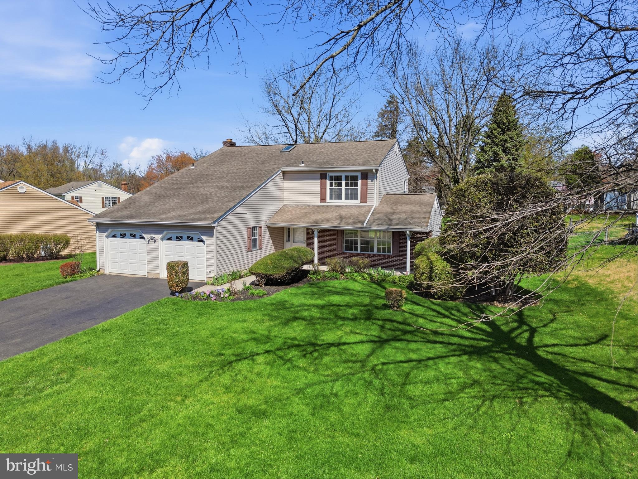 YARDLEY MDWS - Residential