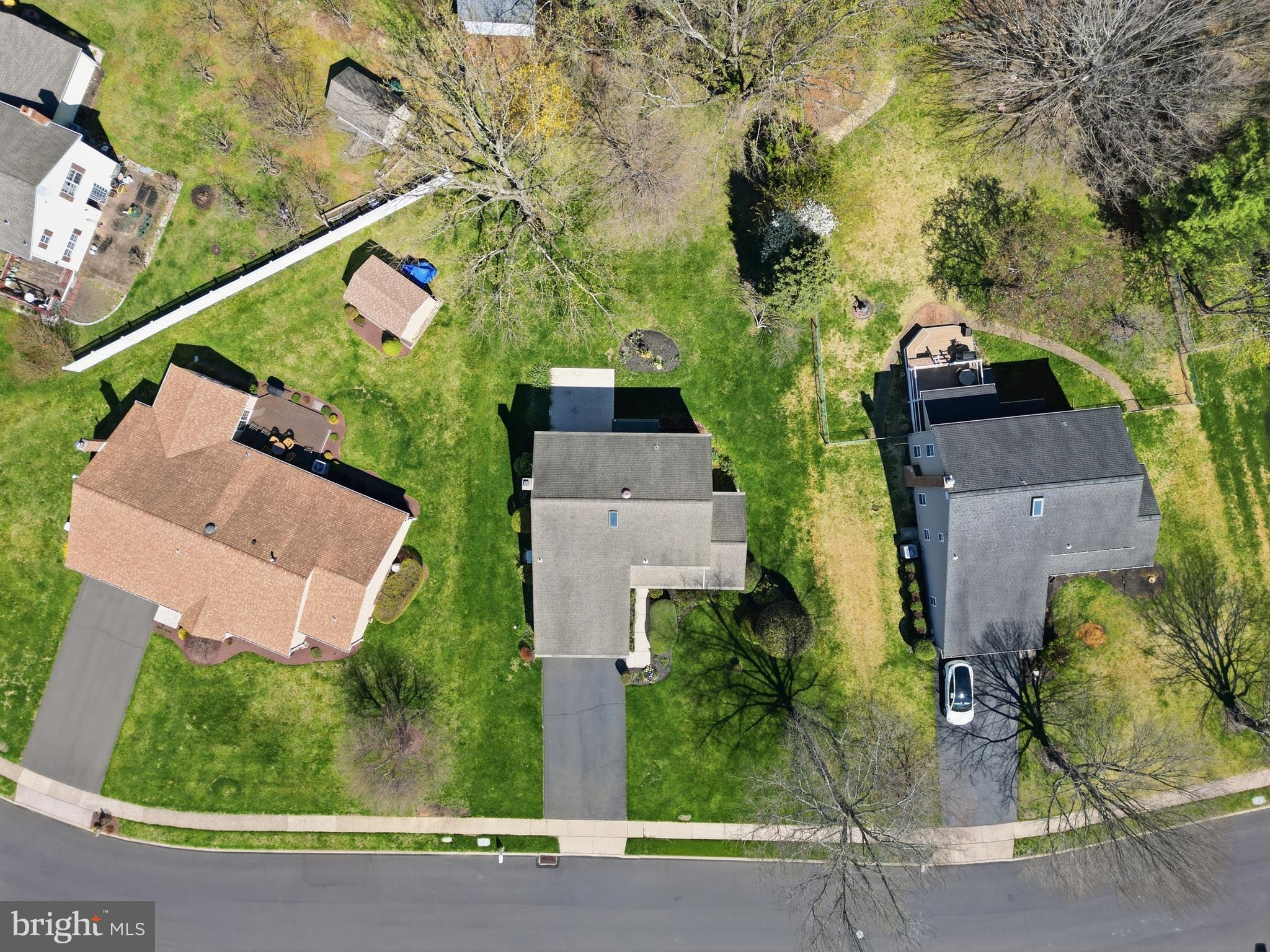 YARDLEY MDWS - Residential