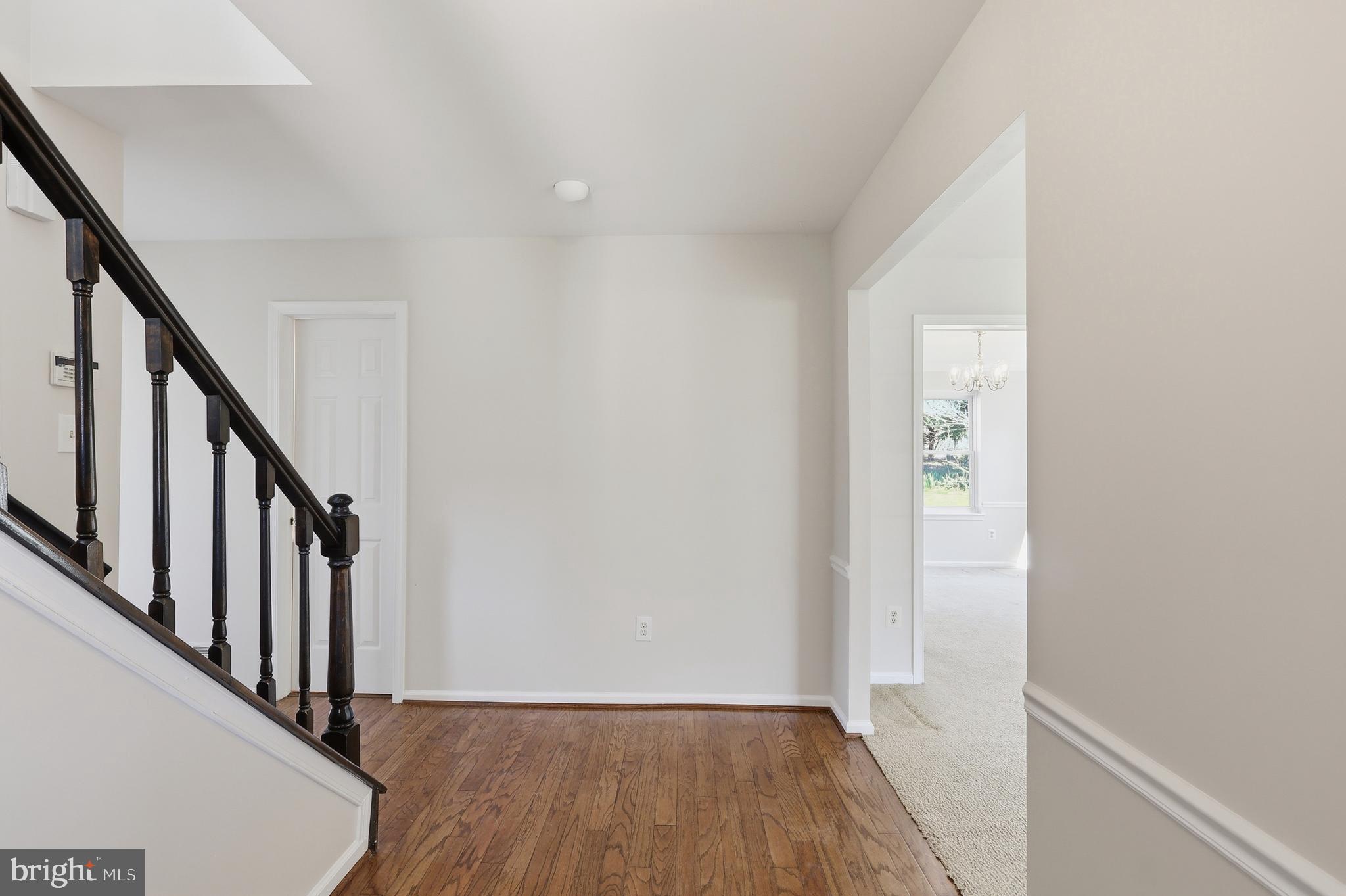 YARDLEY MDWS - Residential