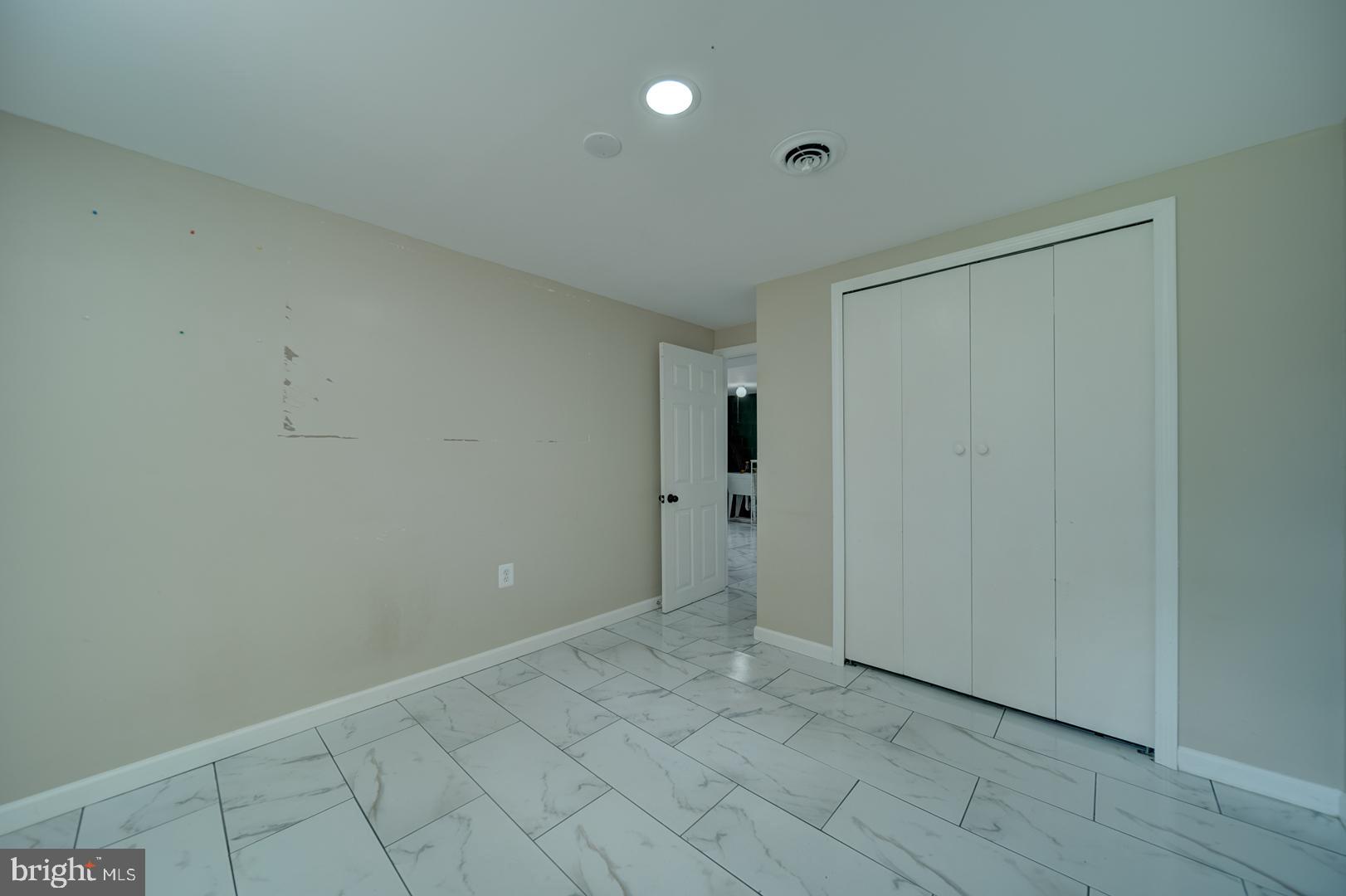 HIGHLAND HOMES - Residential