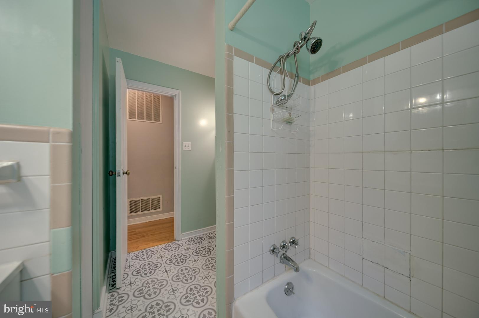 HIGHLAND HOMES - Residential