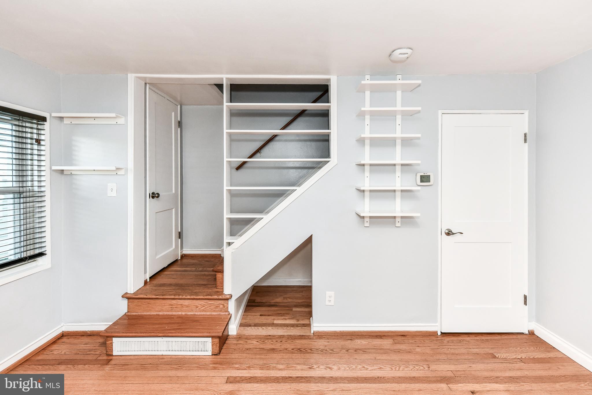 COLUMBIA FOREST - Residential Lease