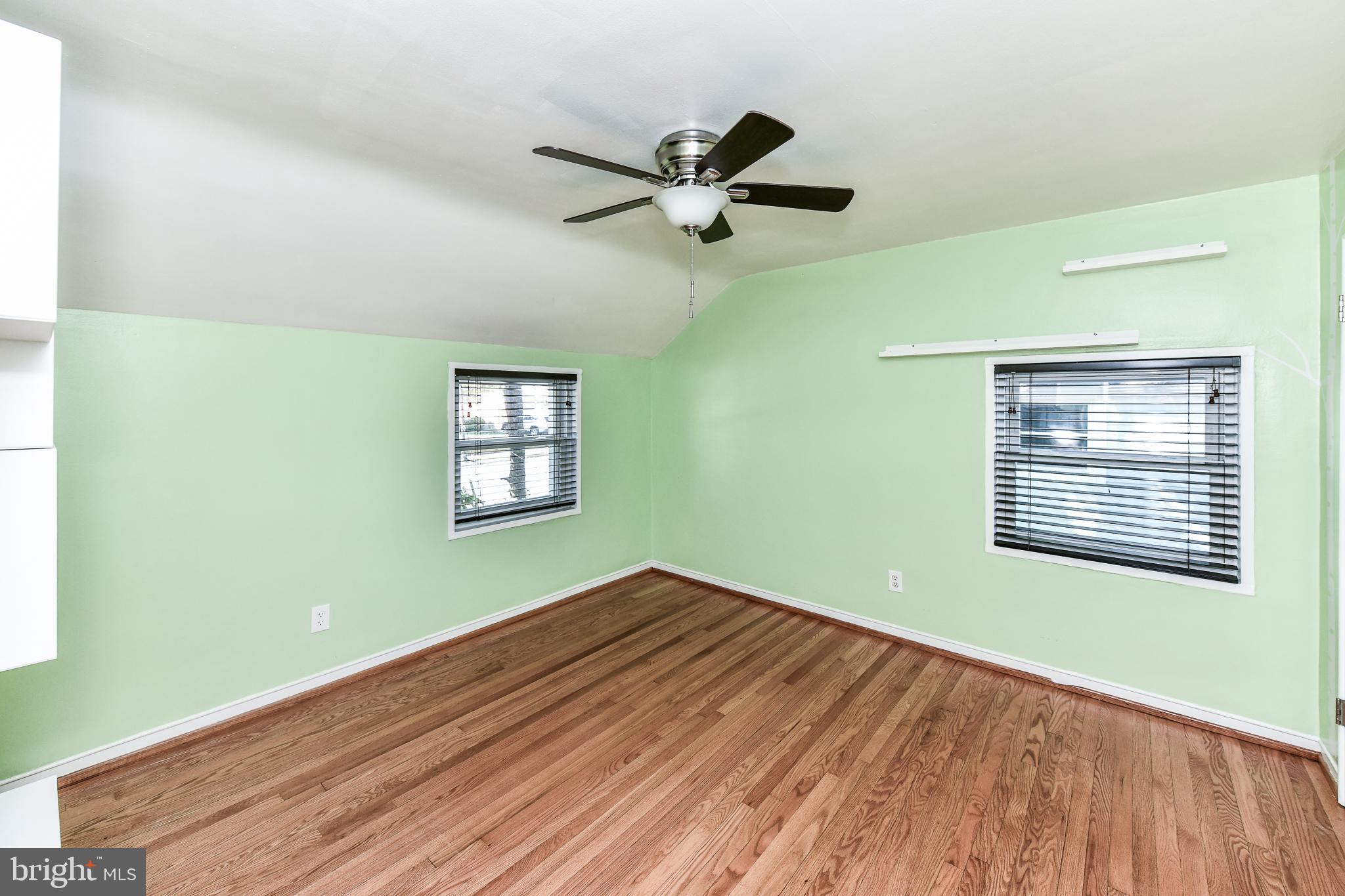 COLUMBIA FOREST - Residential Lease