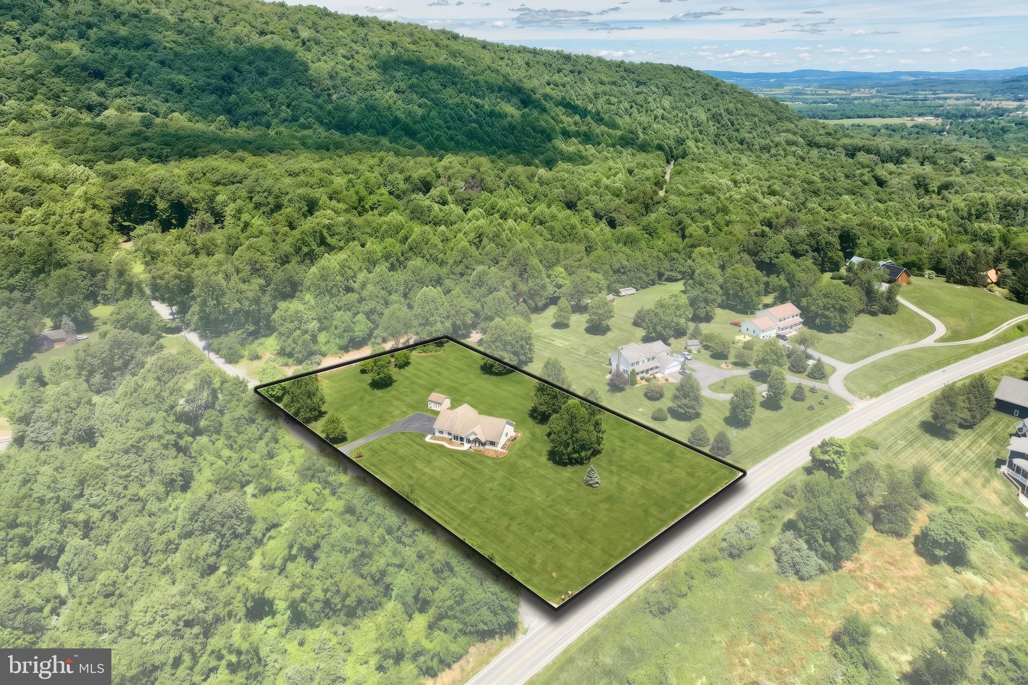 885 JACKS MOUNTAIN ROAD