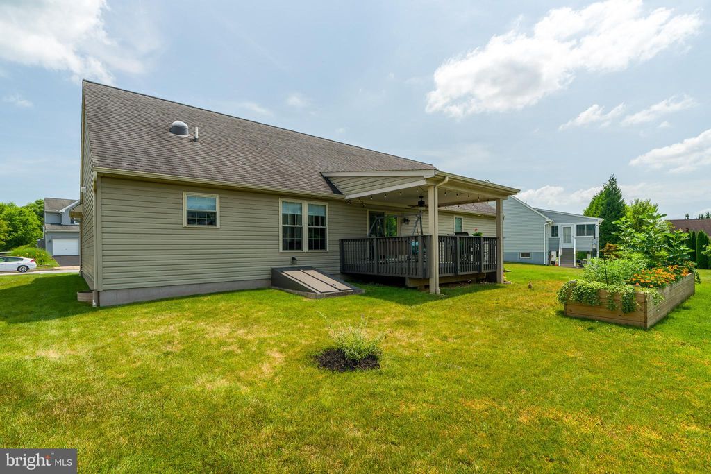 Photo of 280 Greystone Lane, QUARRYVILLE, PA 17566 (MLS # PALA2073910)