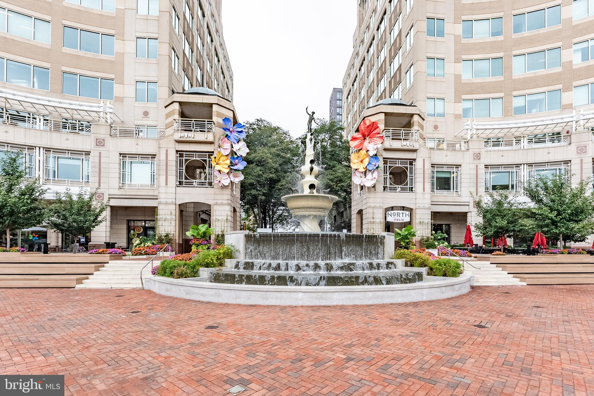 RESTON - Residential