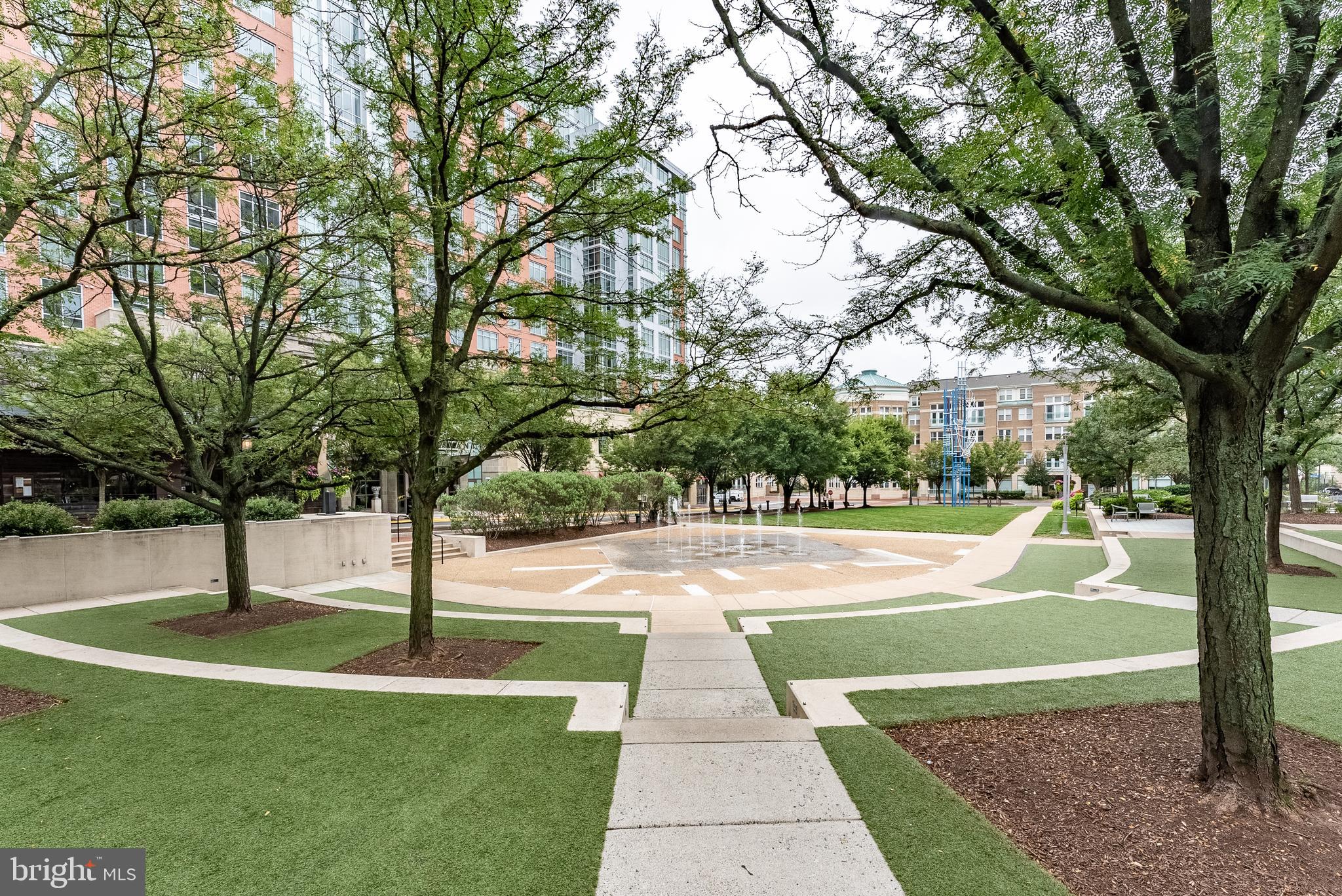 RESTON - Residential