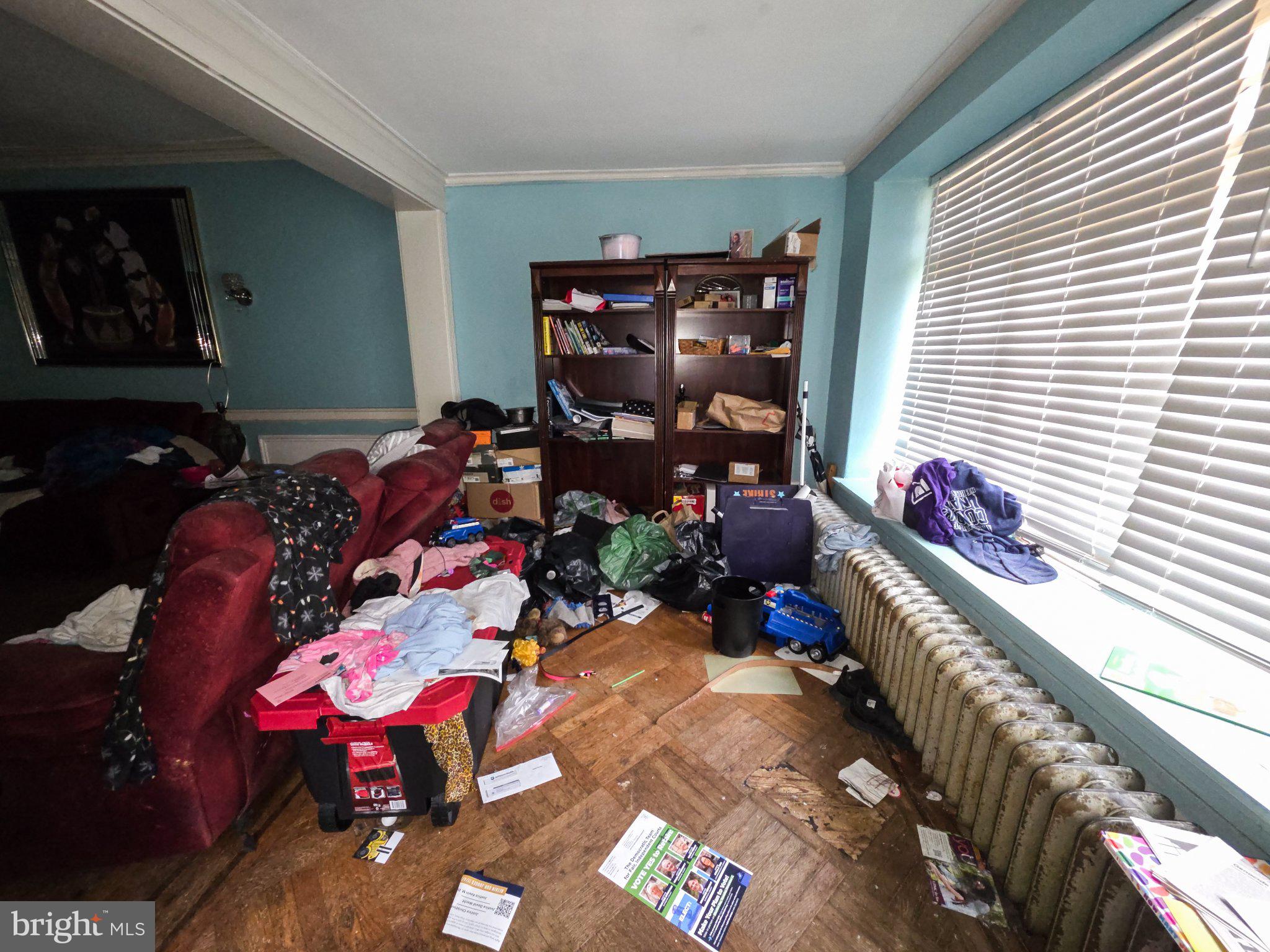 323 E HORTTER STREET