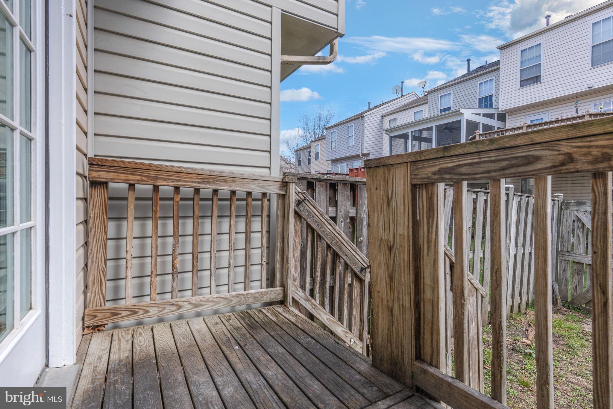 RUSSETT RESERVE - Residential Lease