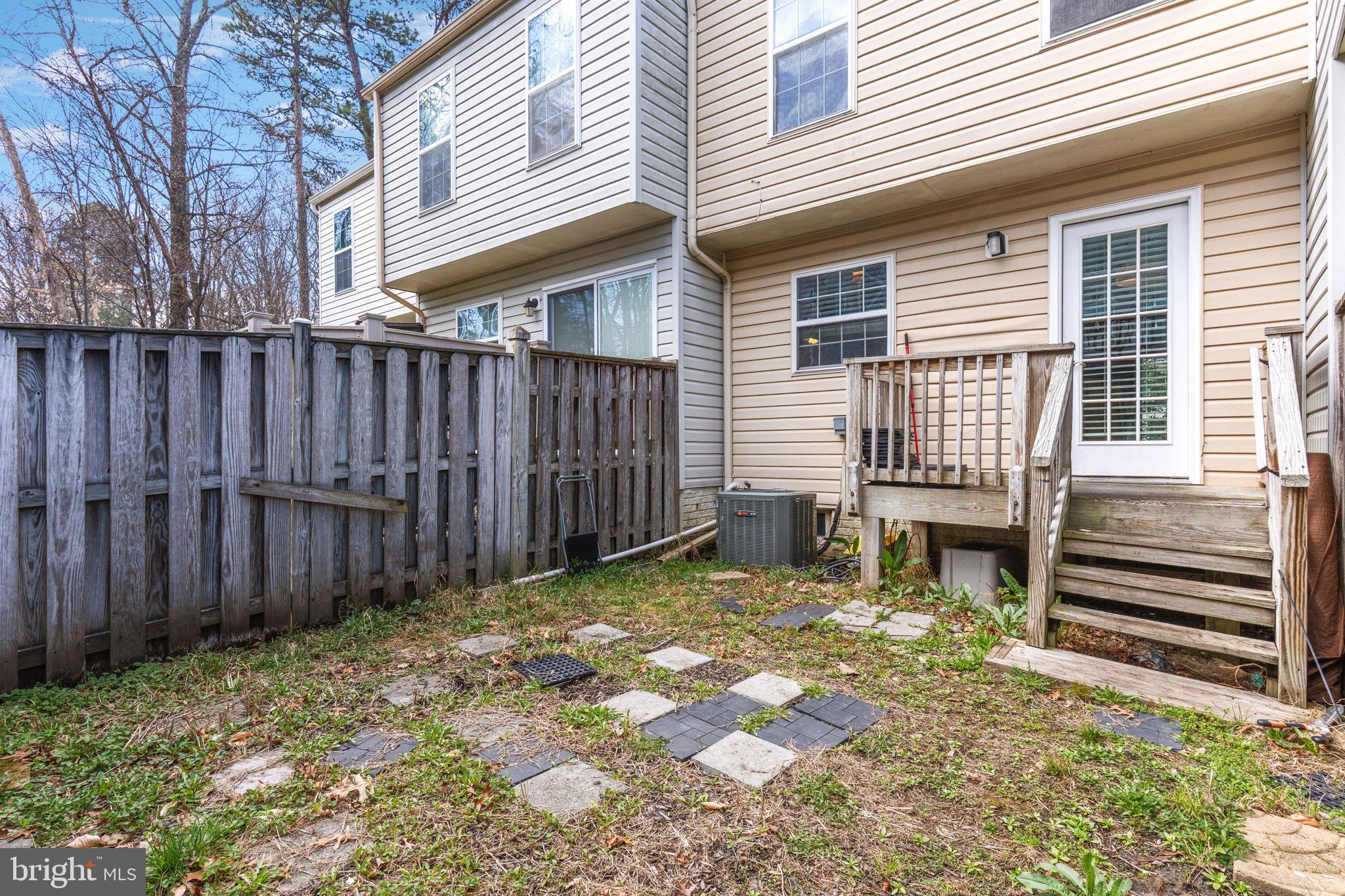 RUSSETT RESERVE - Residential Lease