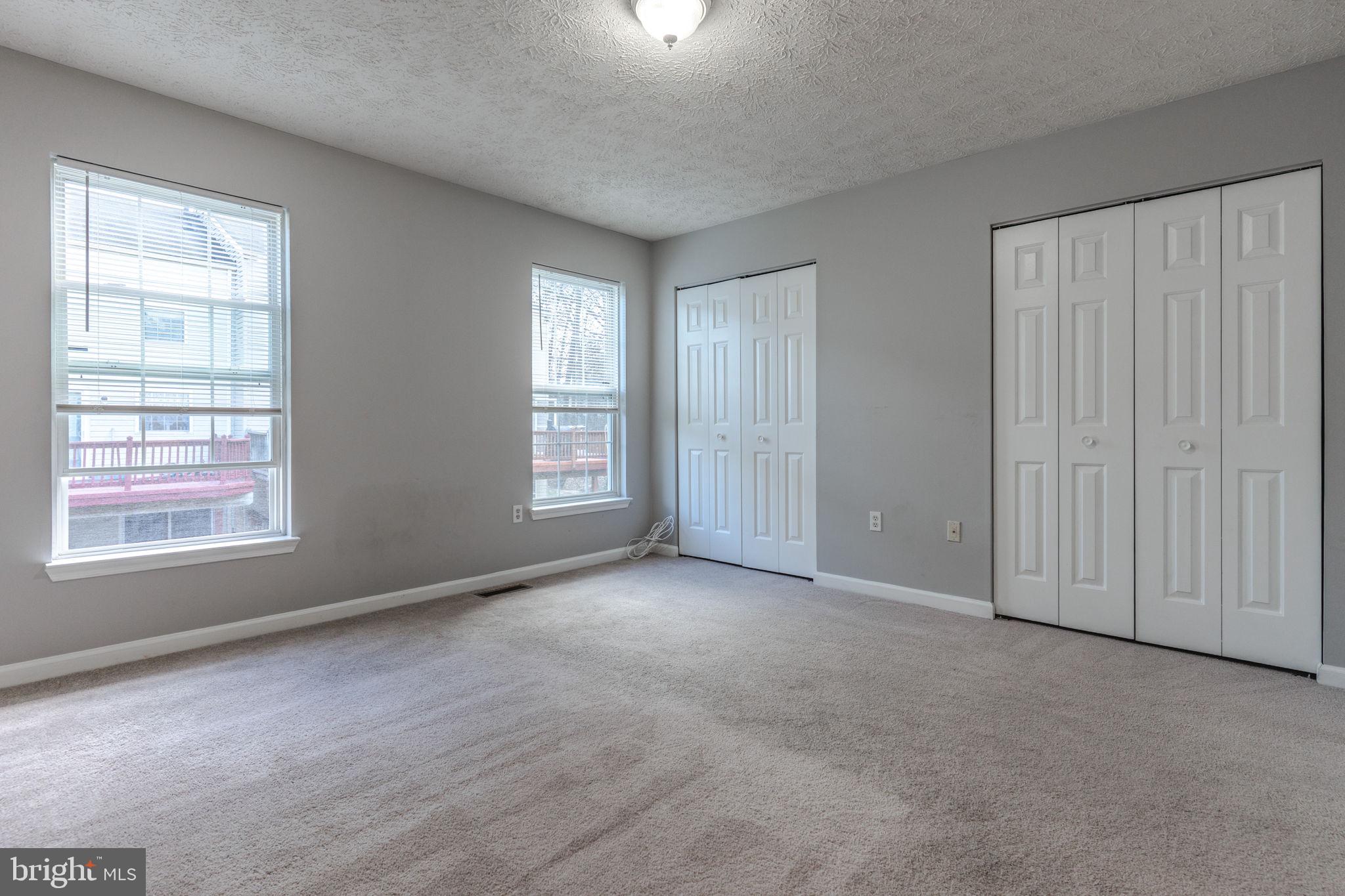 RUSSETT RESERVE - Residential Lease