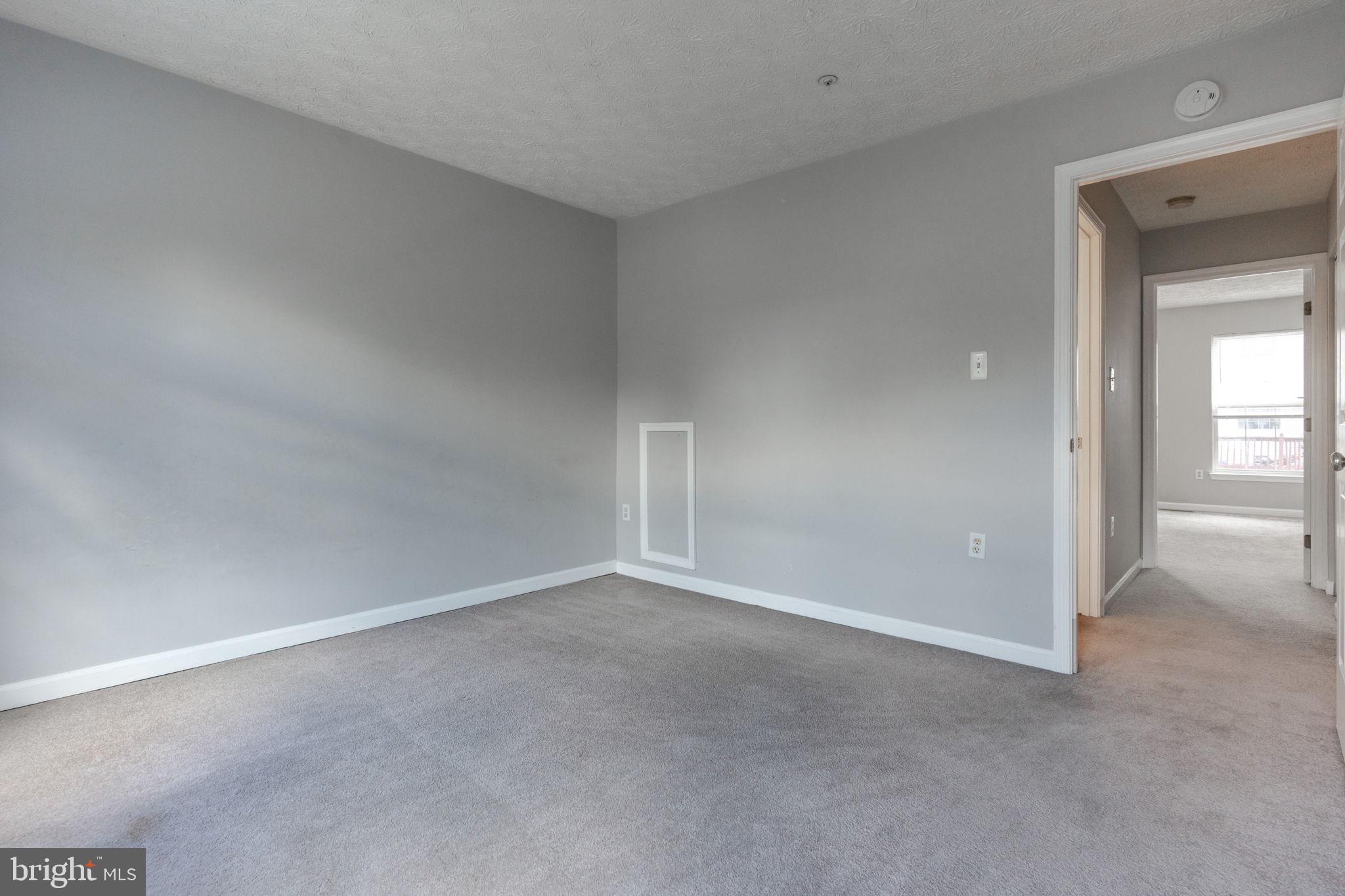 RUSSETT RESERVE - Residential Lease