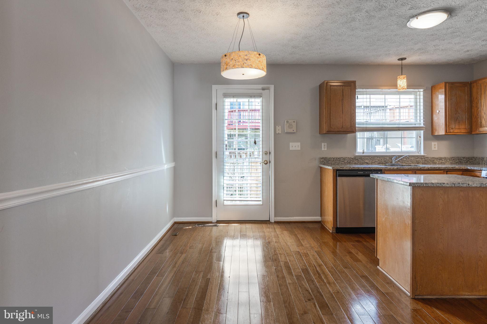 RUSSETT RESERVE - Residential Lease