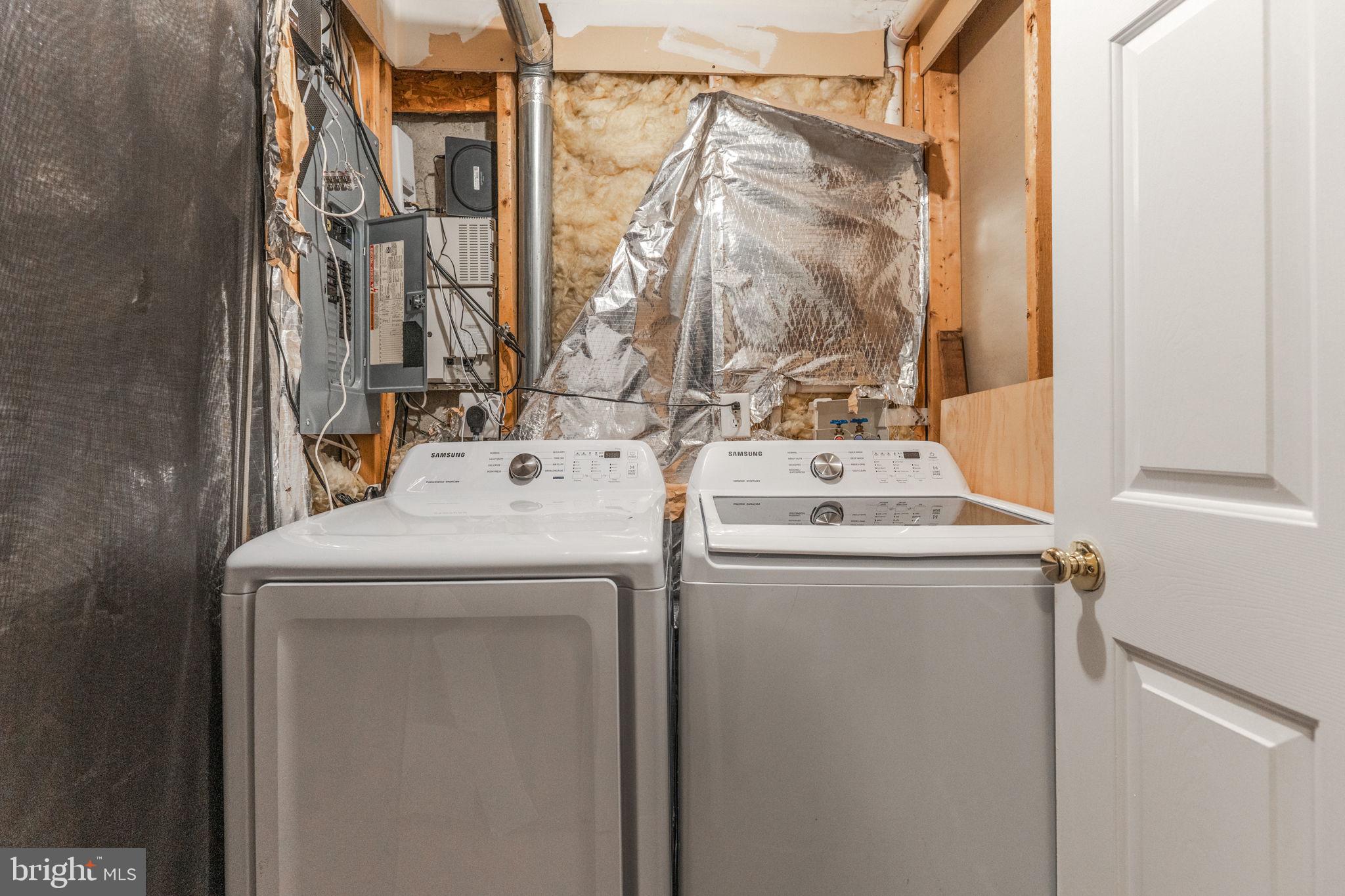 RUSSETT RESERVE - Residential Lease