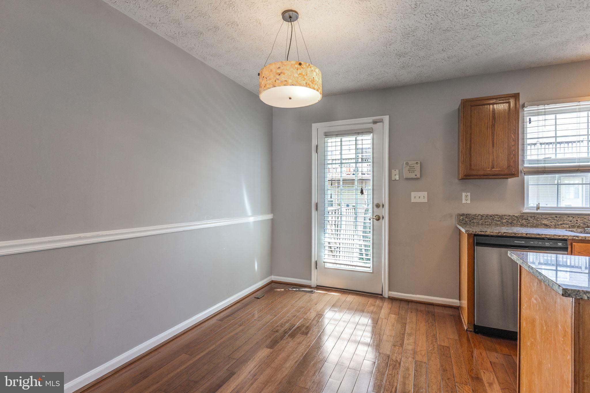 RUSSETT RESERVE - Residential Lease