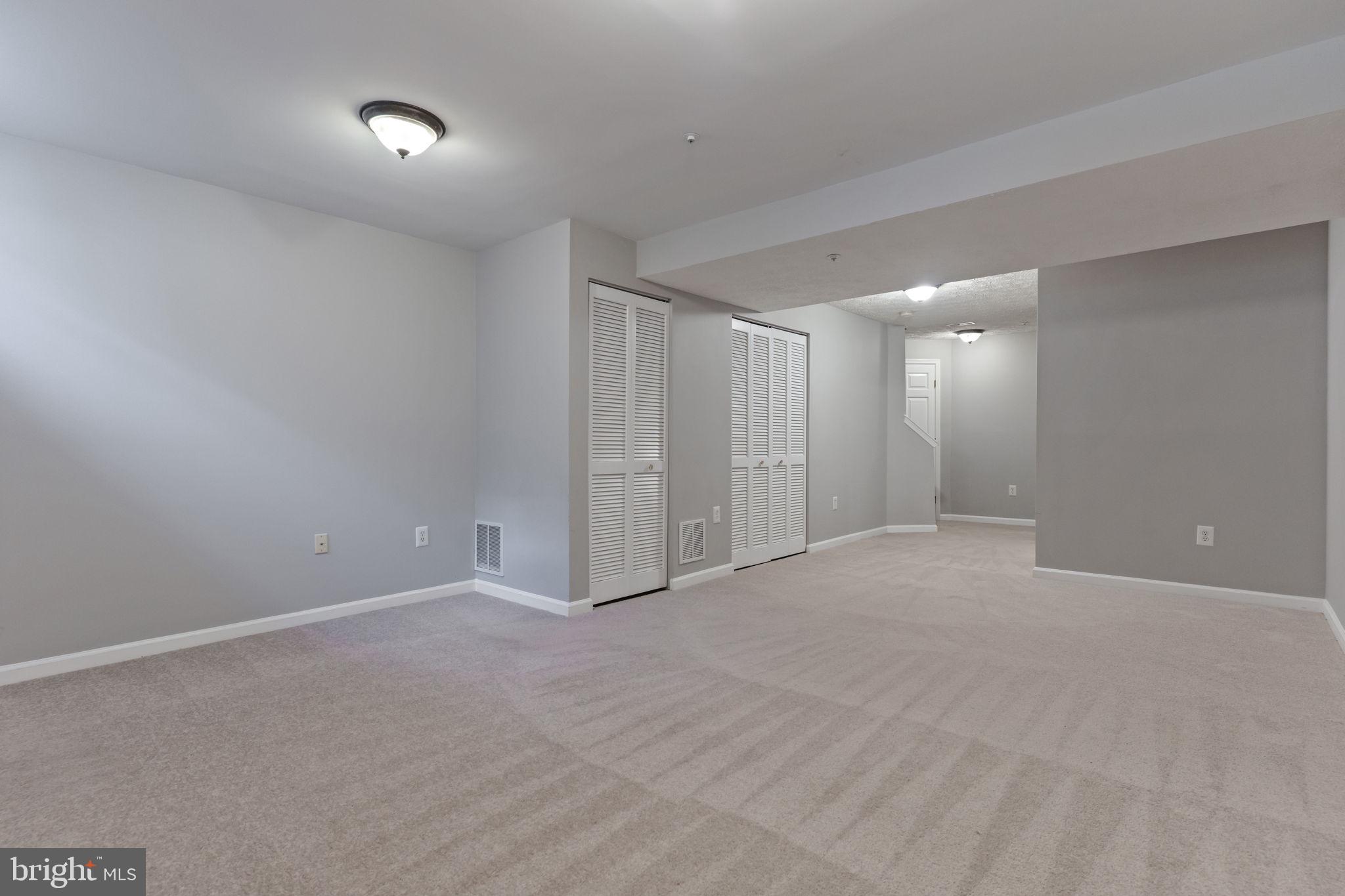 RUSSETT RESERVE - Residential Lease