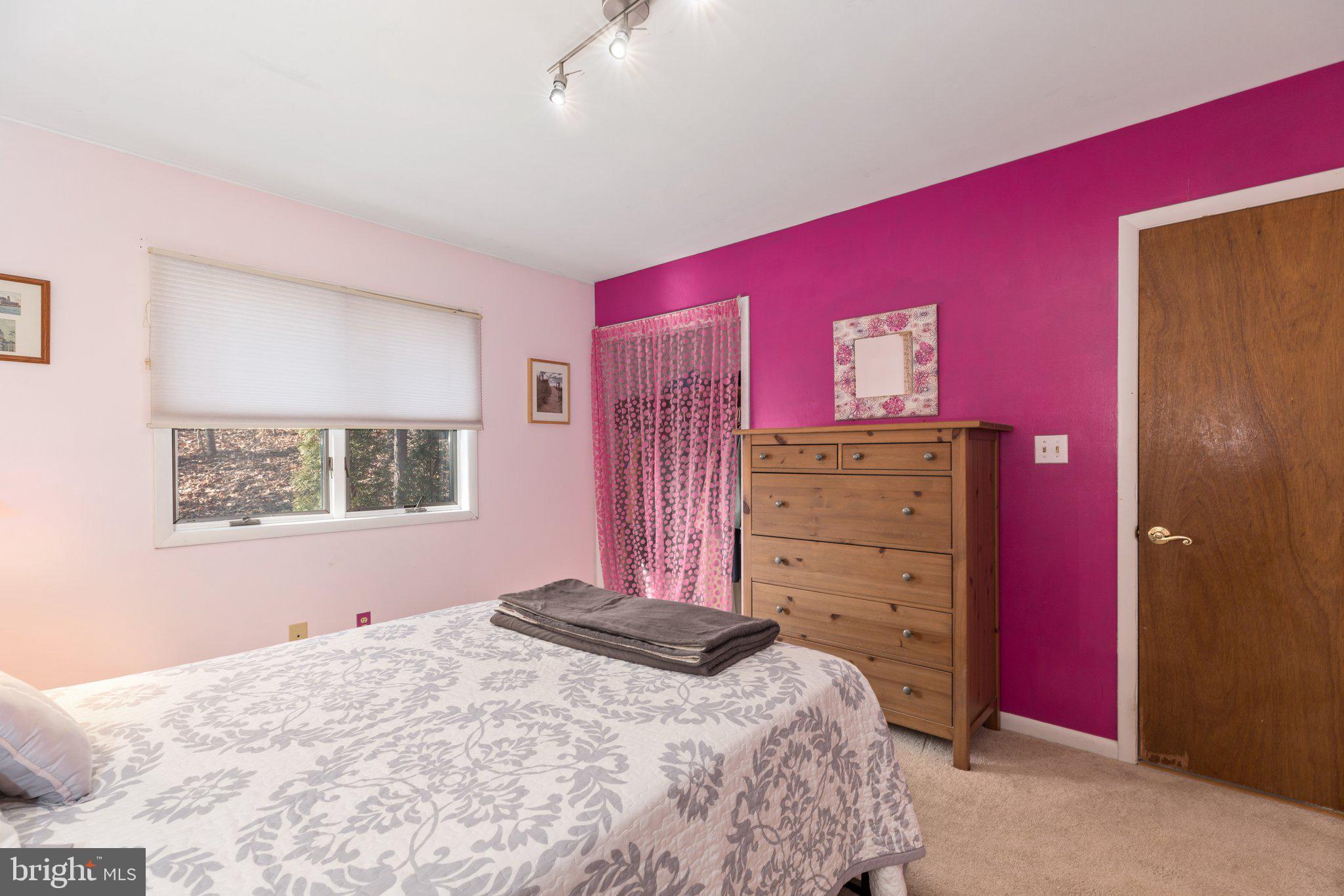 CLEARVIEW HEIGHTS - Residential