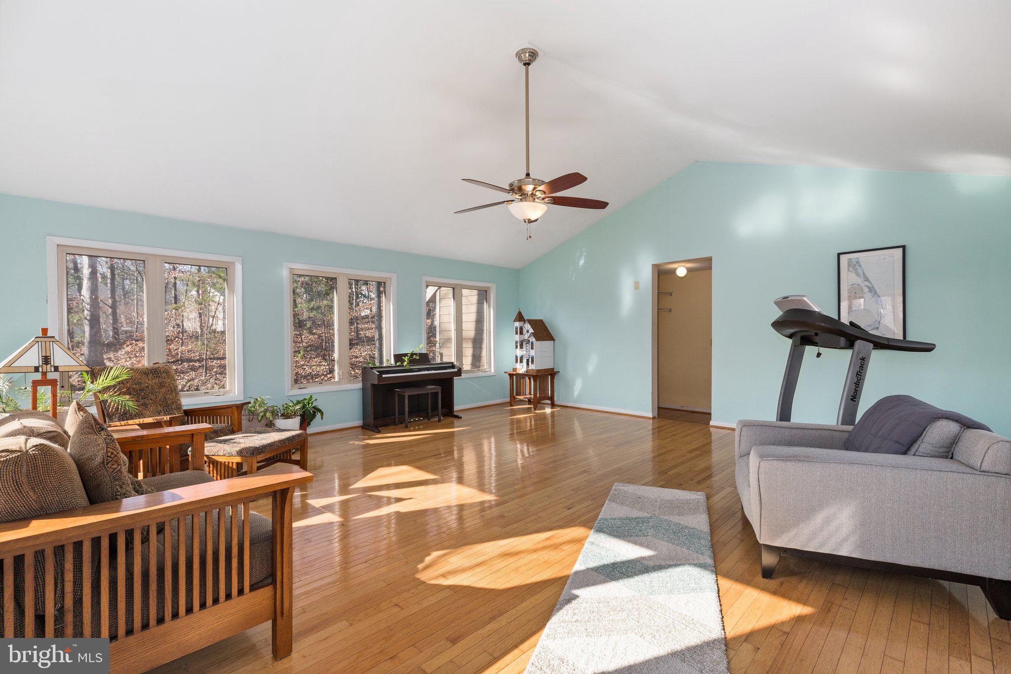 CLEARVIEW HEIGHTS - Residential