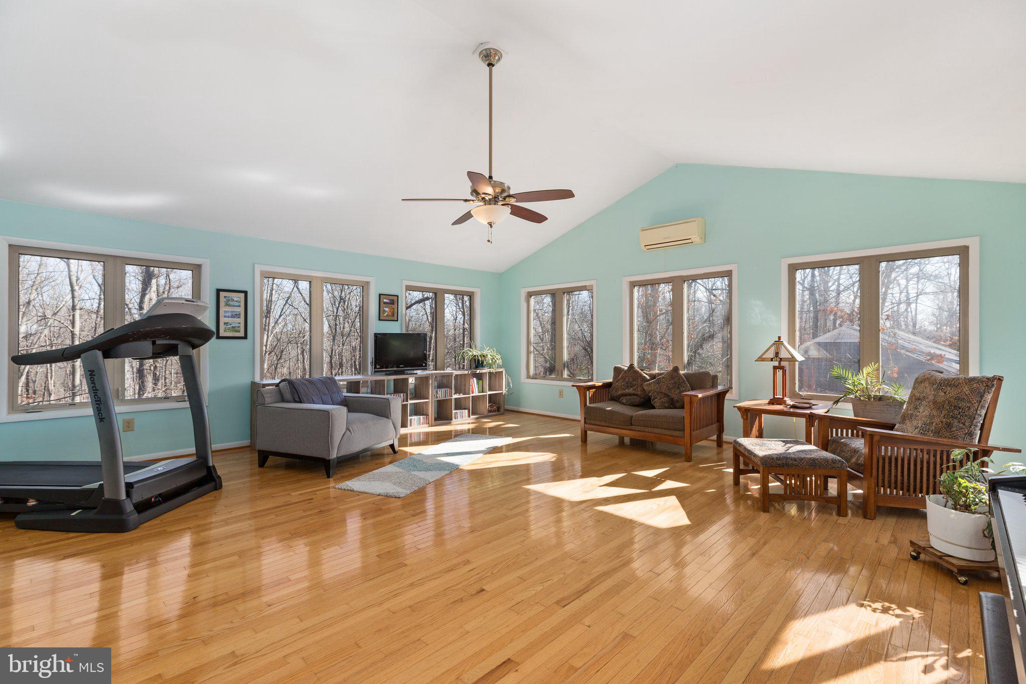 CLEARVIEW HEIGHTS - Residential