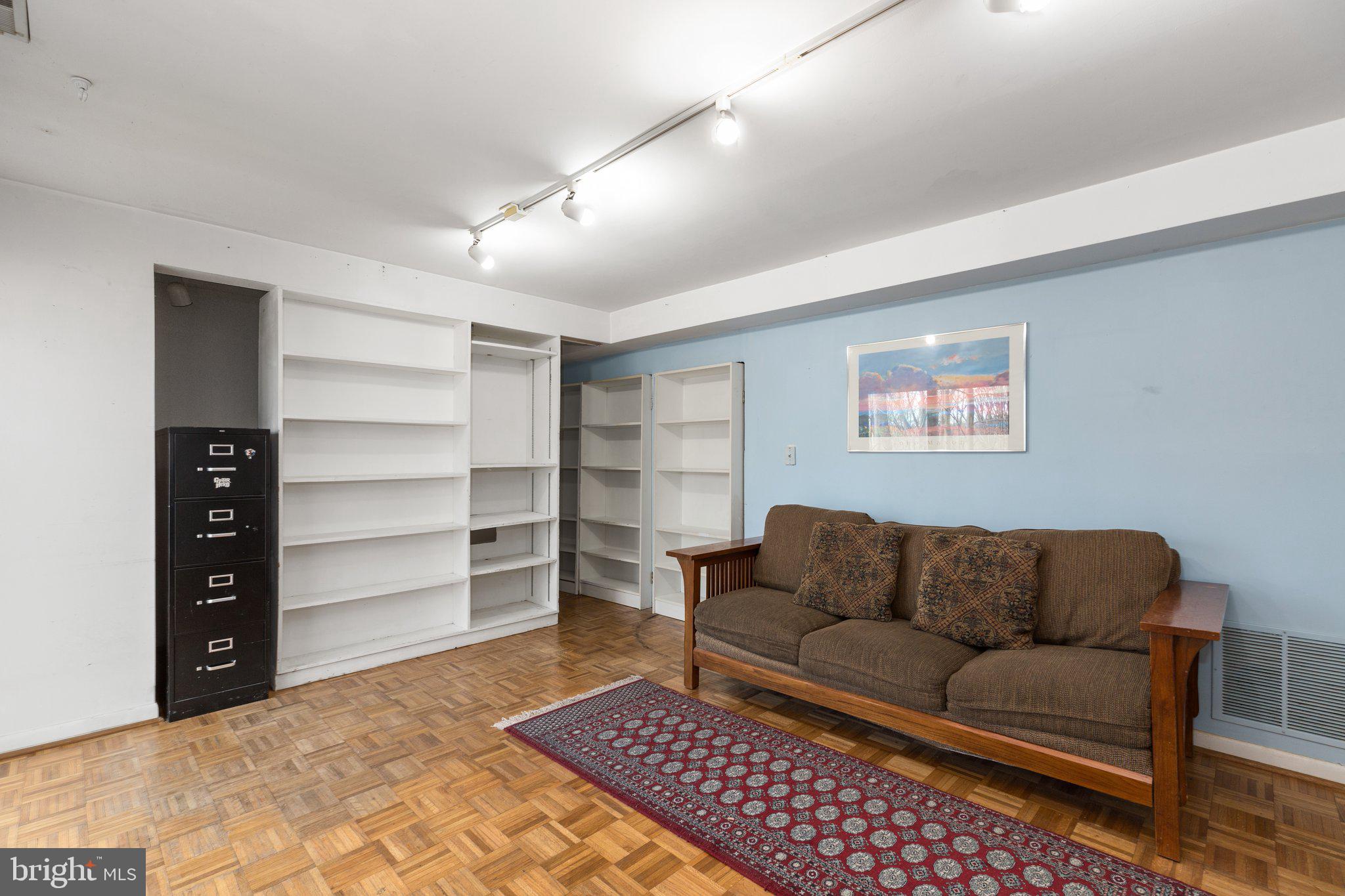 CLEARVIEW HEIGHTS - Residential