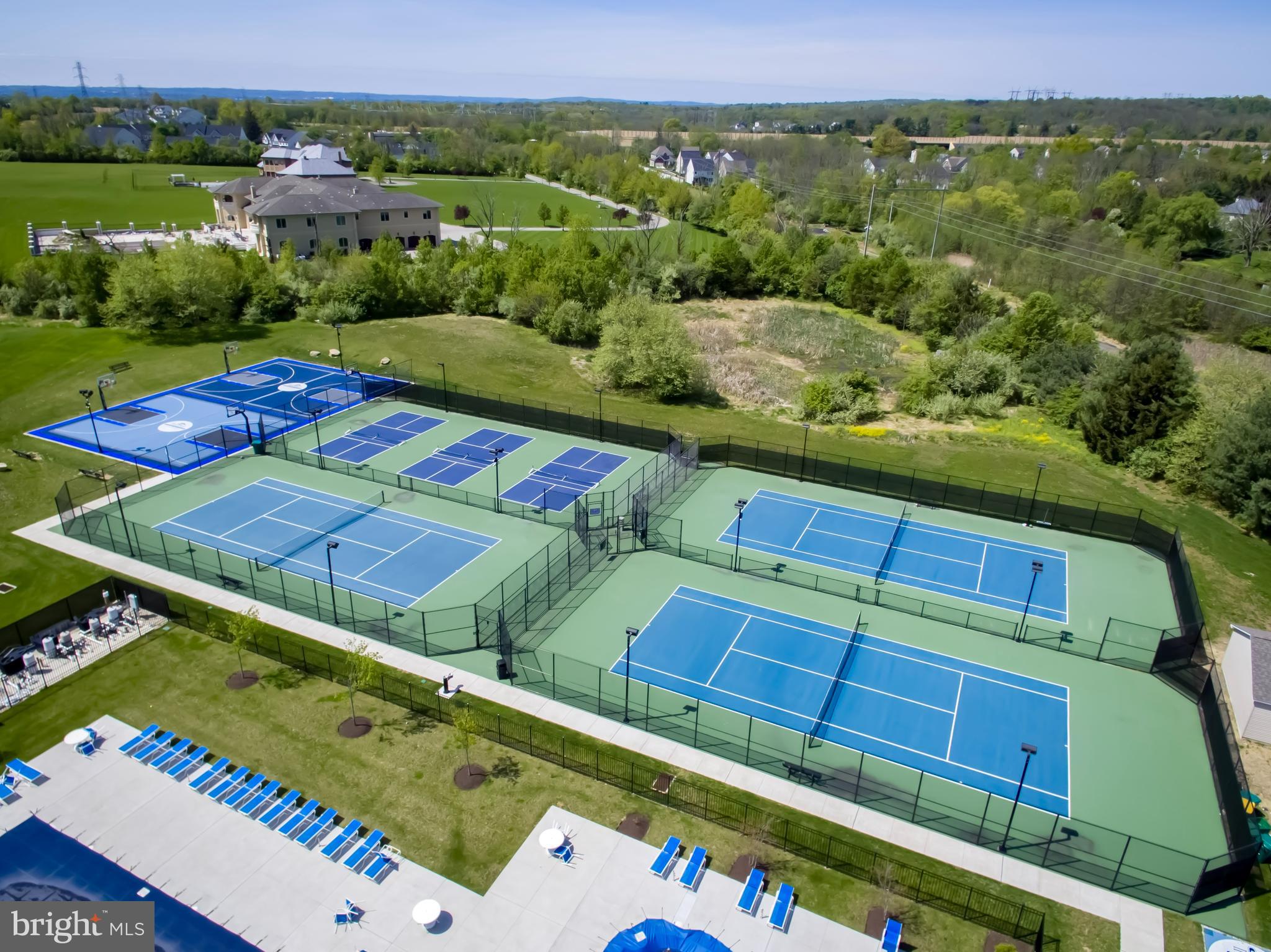 BLUE BELL CC - Residential