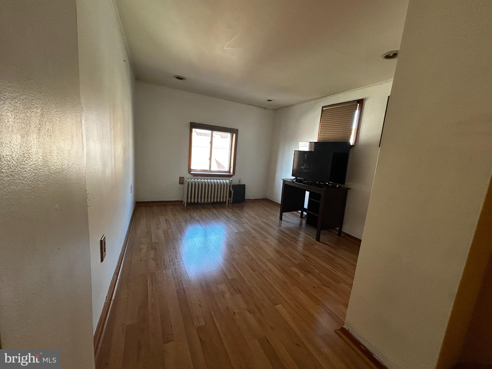 PORT RICHMOND - Residential