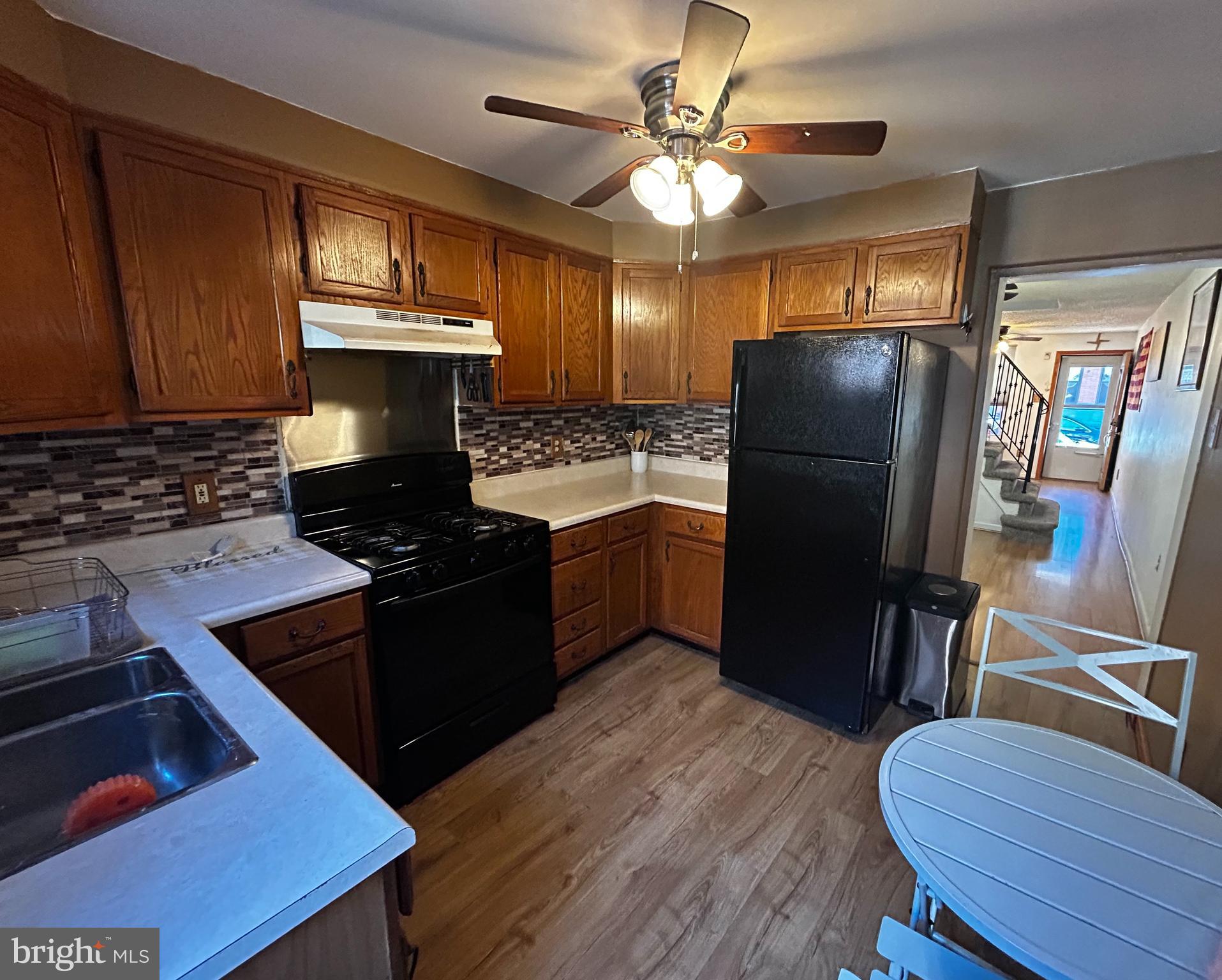 PORT RICHMOND - Residential