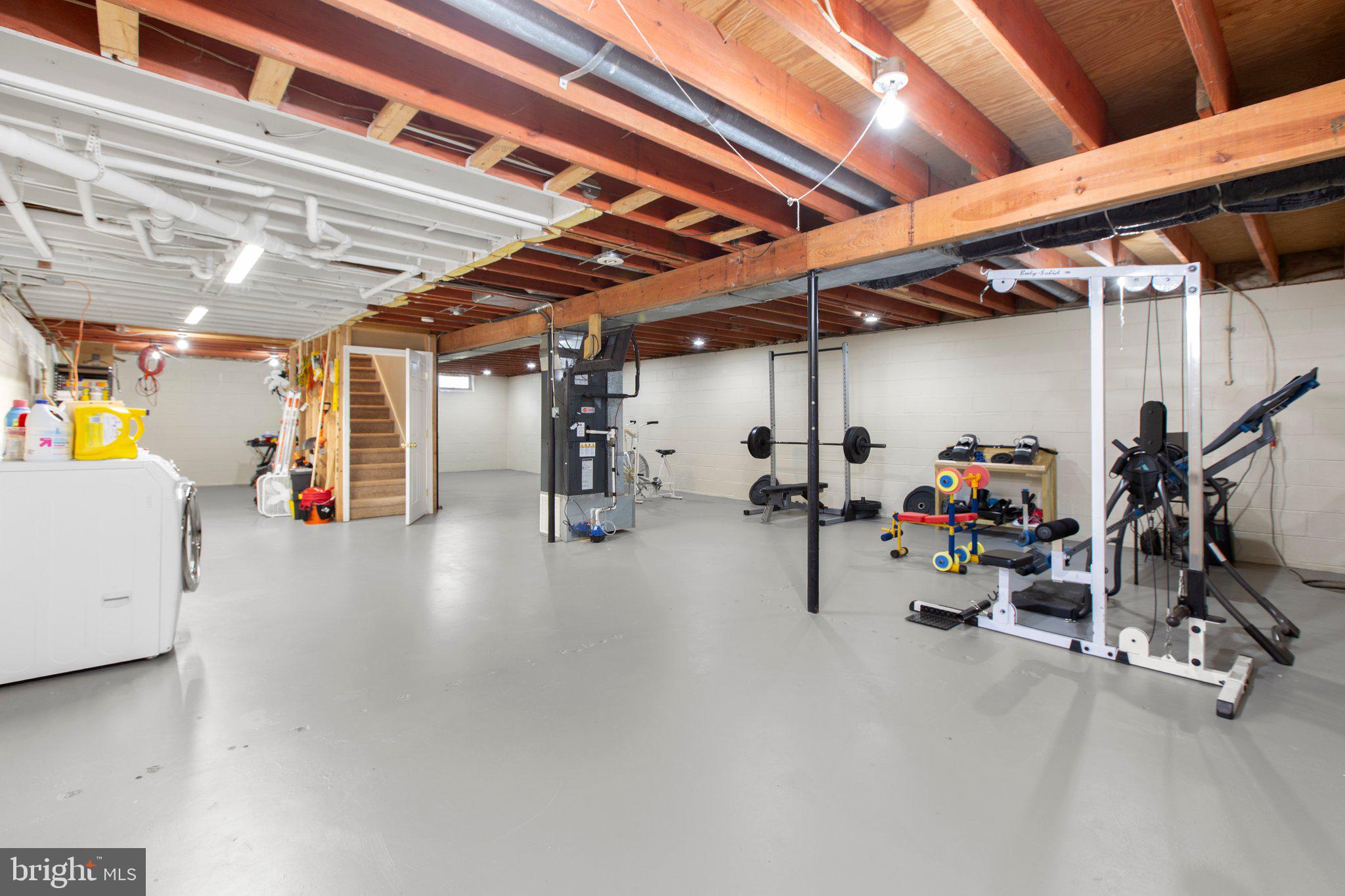 BRIARWOOD ESTATES - Residential