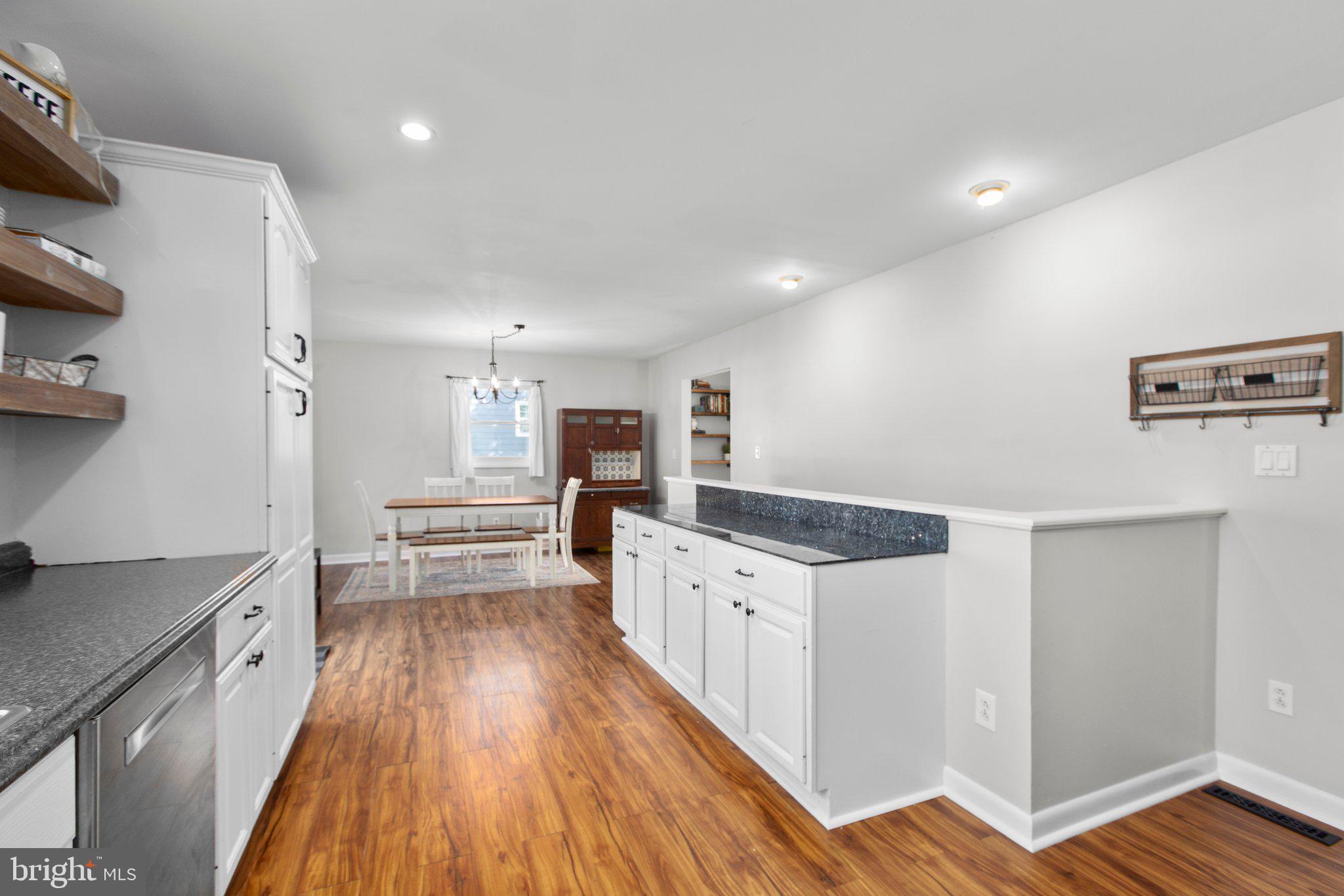 BRIARWOOD ESTATES - Residential