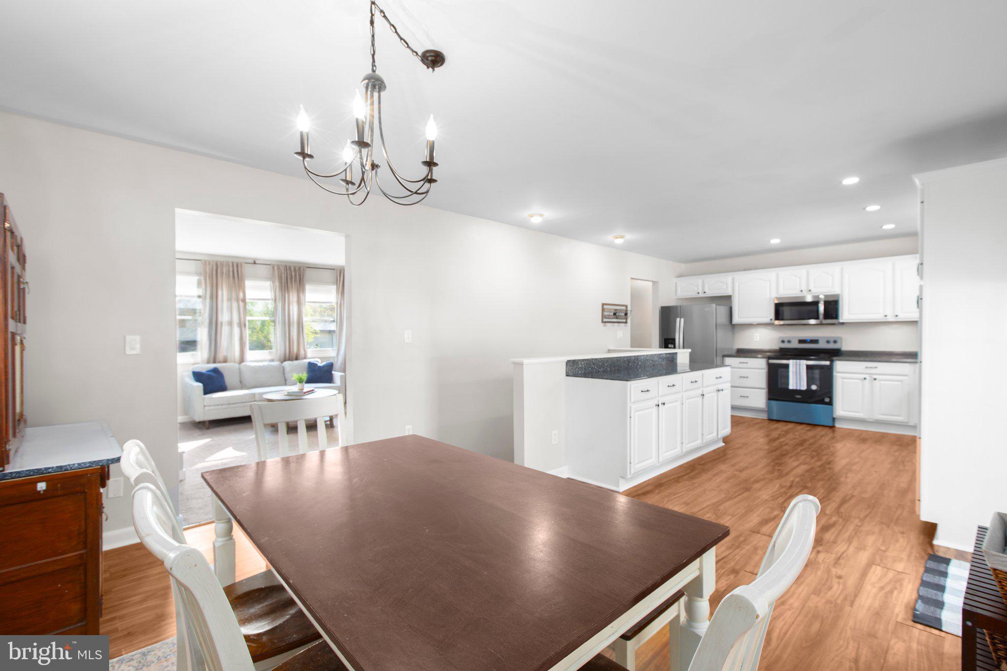 BRIARWOOD ESTATES - Residential