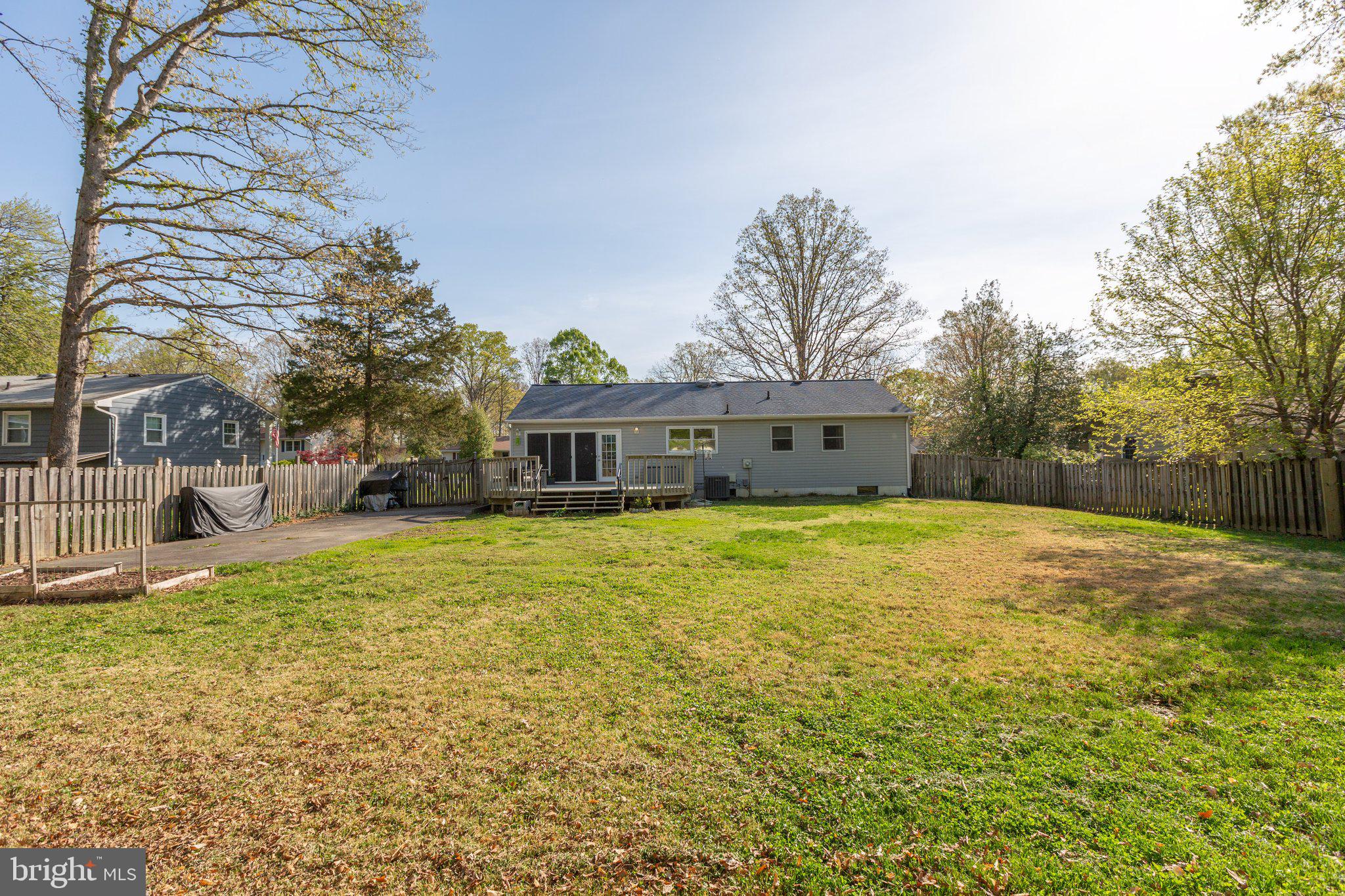 BRIARWOOD ESTATES - Residential