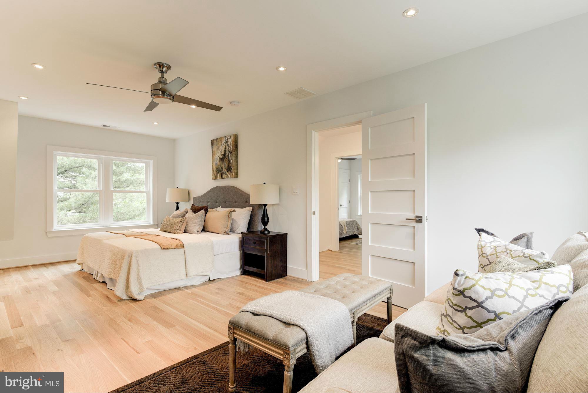 CHEVY CHASE - Residential