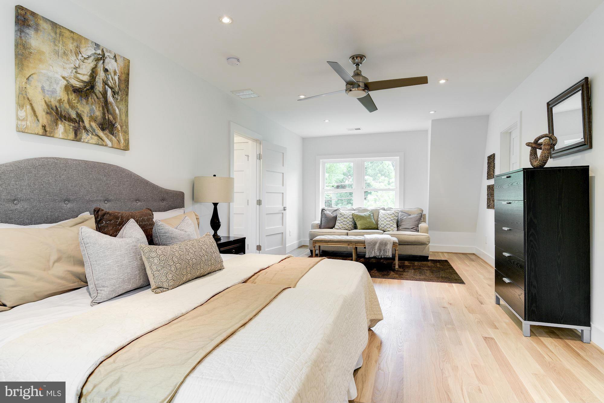 CHEVY CHASE - Residential