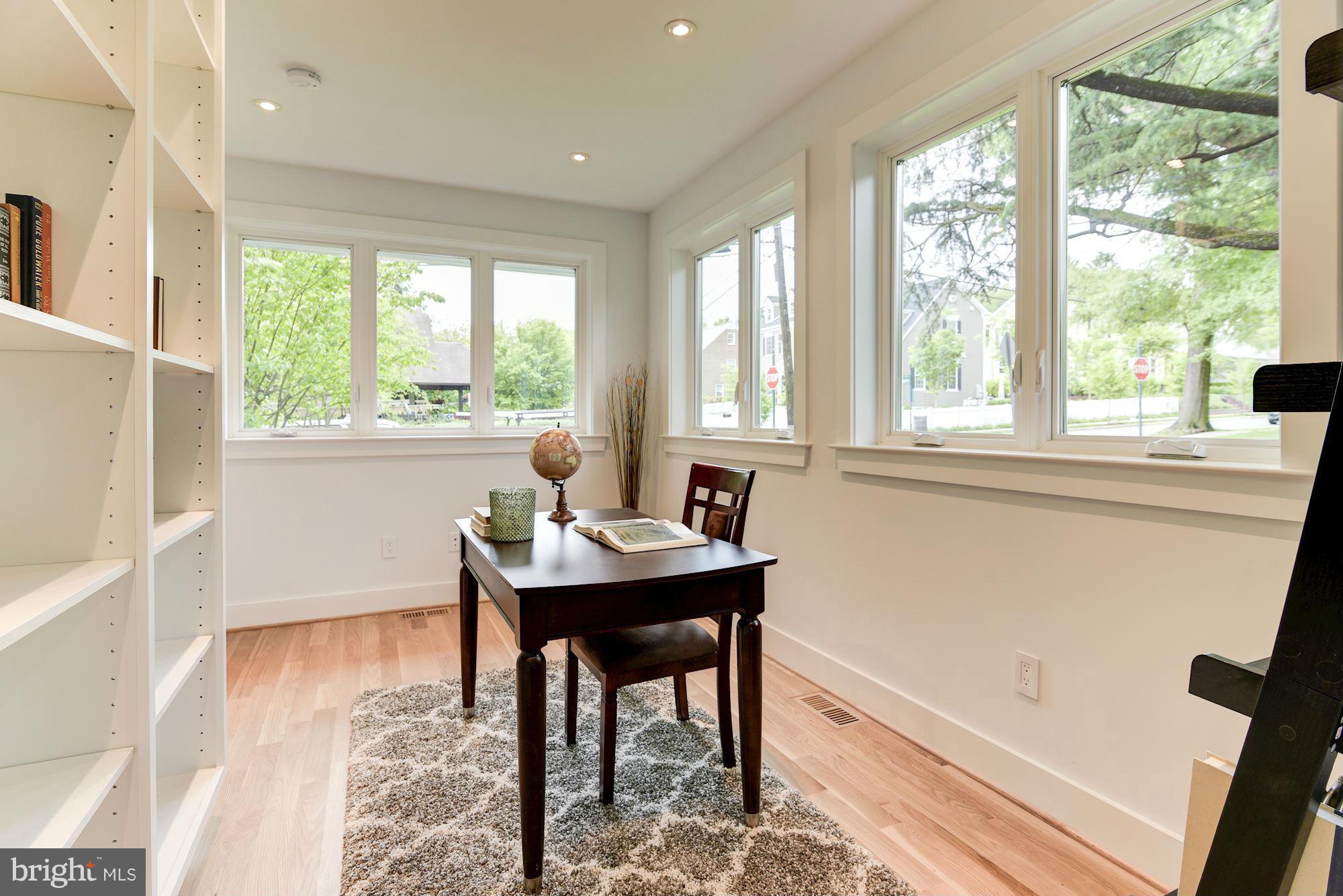 CHEVY CHASE - Residential