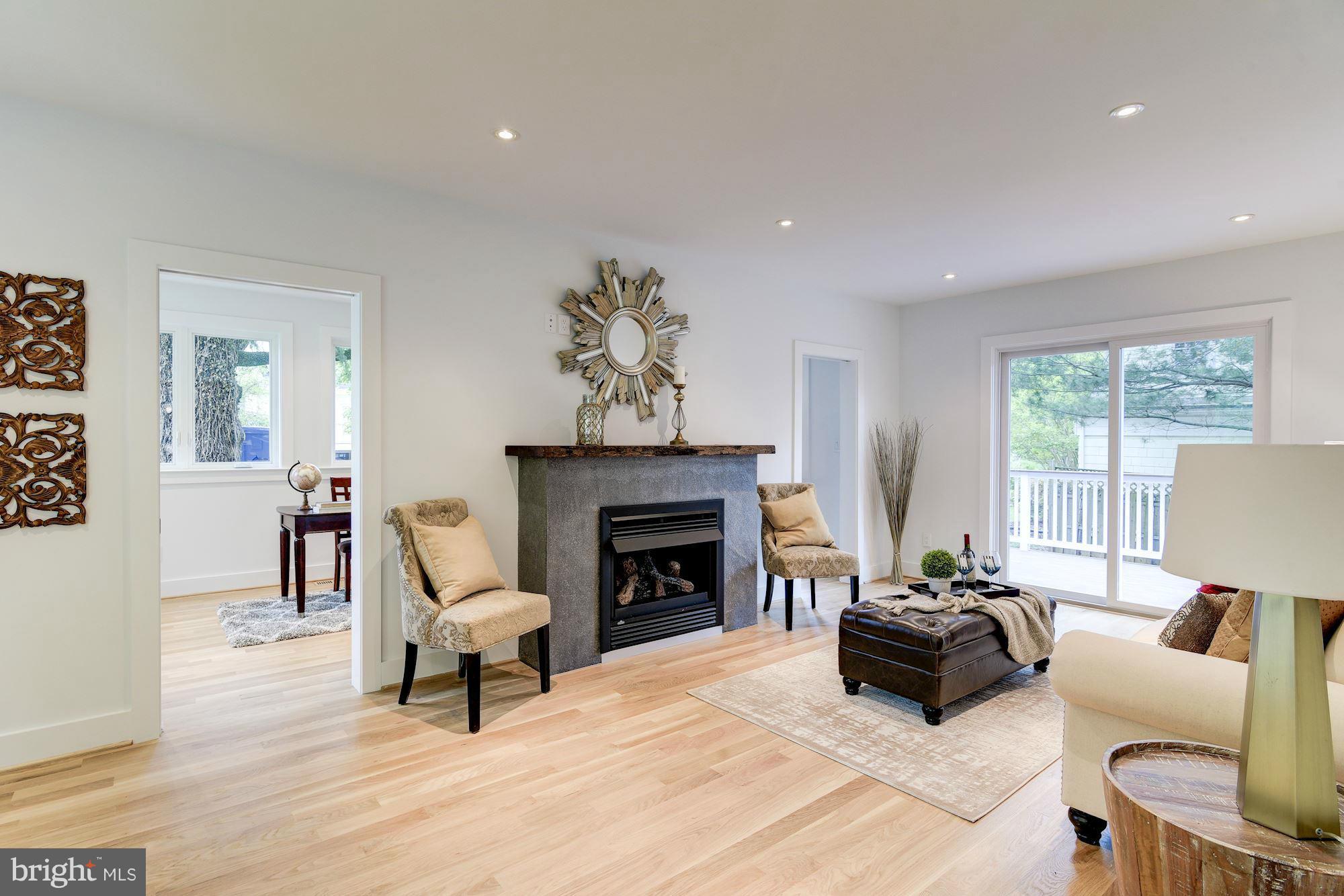 CHEVY CHASE - Residential