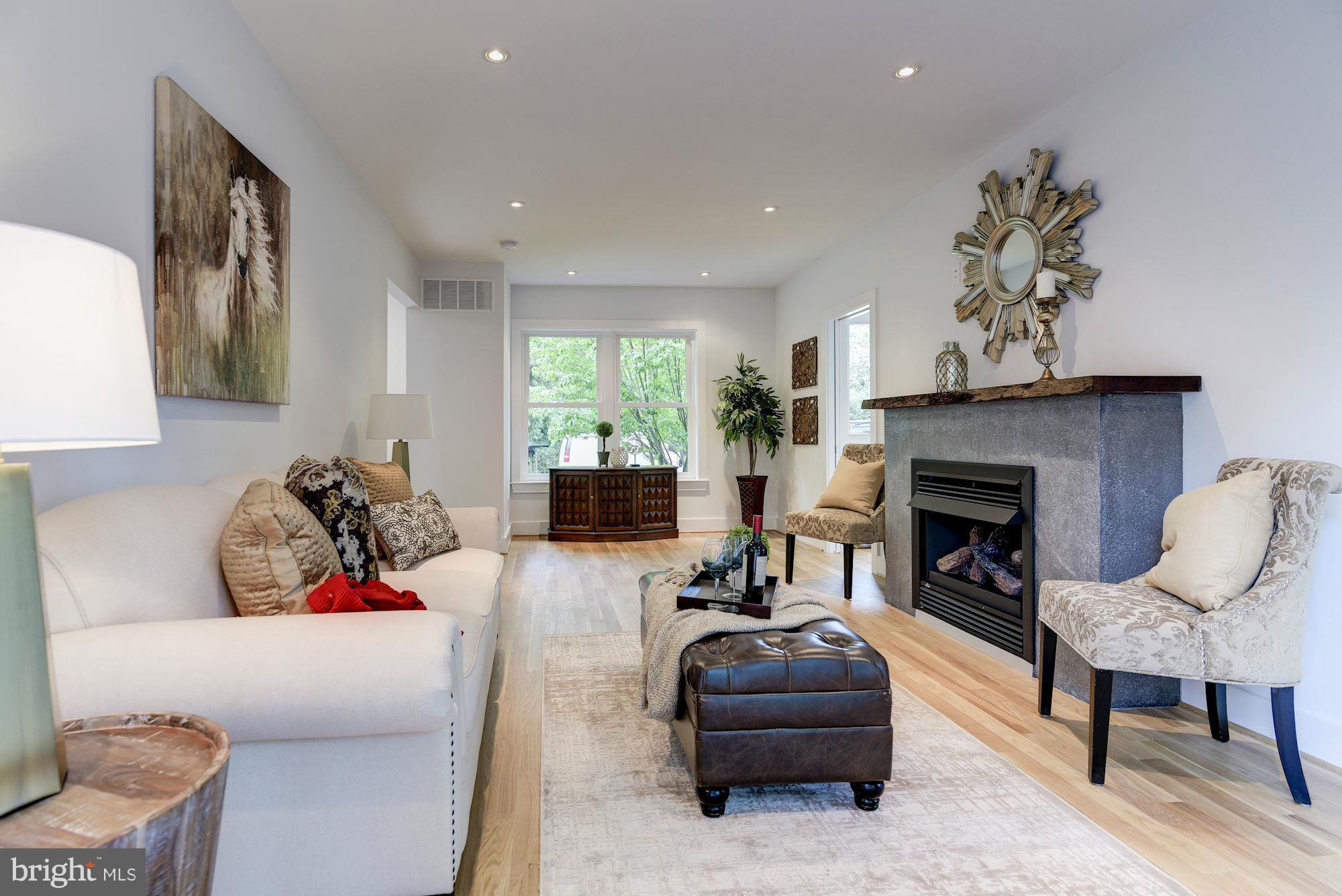 CHEVY CHASE - Residential