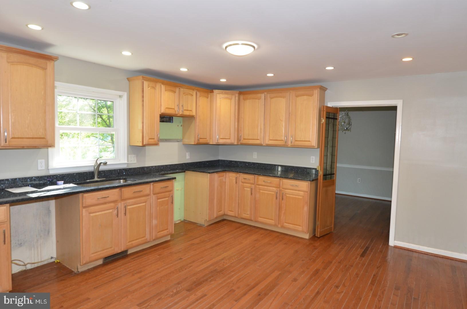 HIDDEN LAKE - Residential